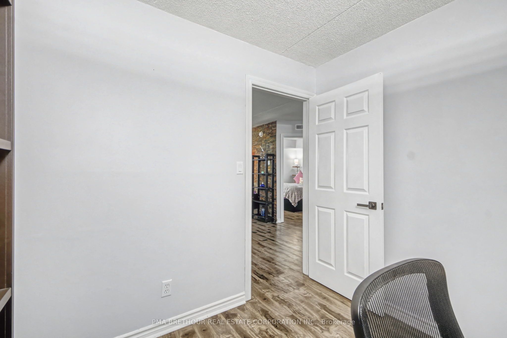 4003 Kilmer Drive 106 Property Photo 11