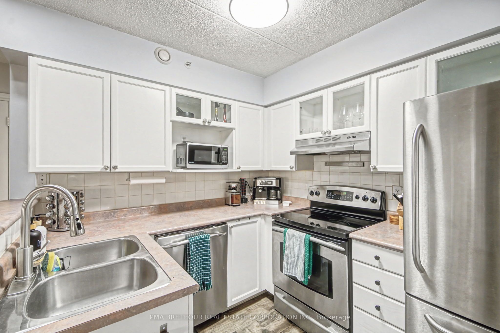 4003 Kilmer Drive 106 Property Photo 14
