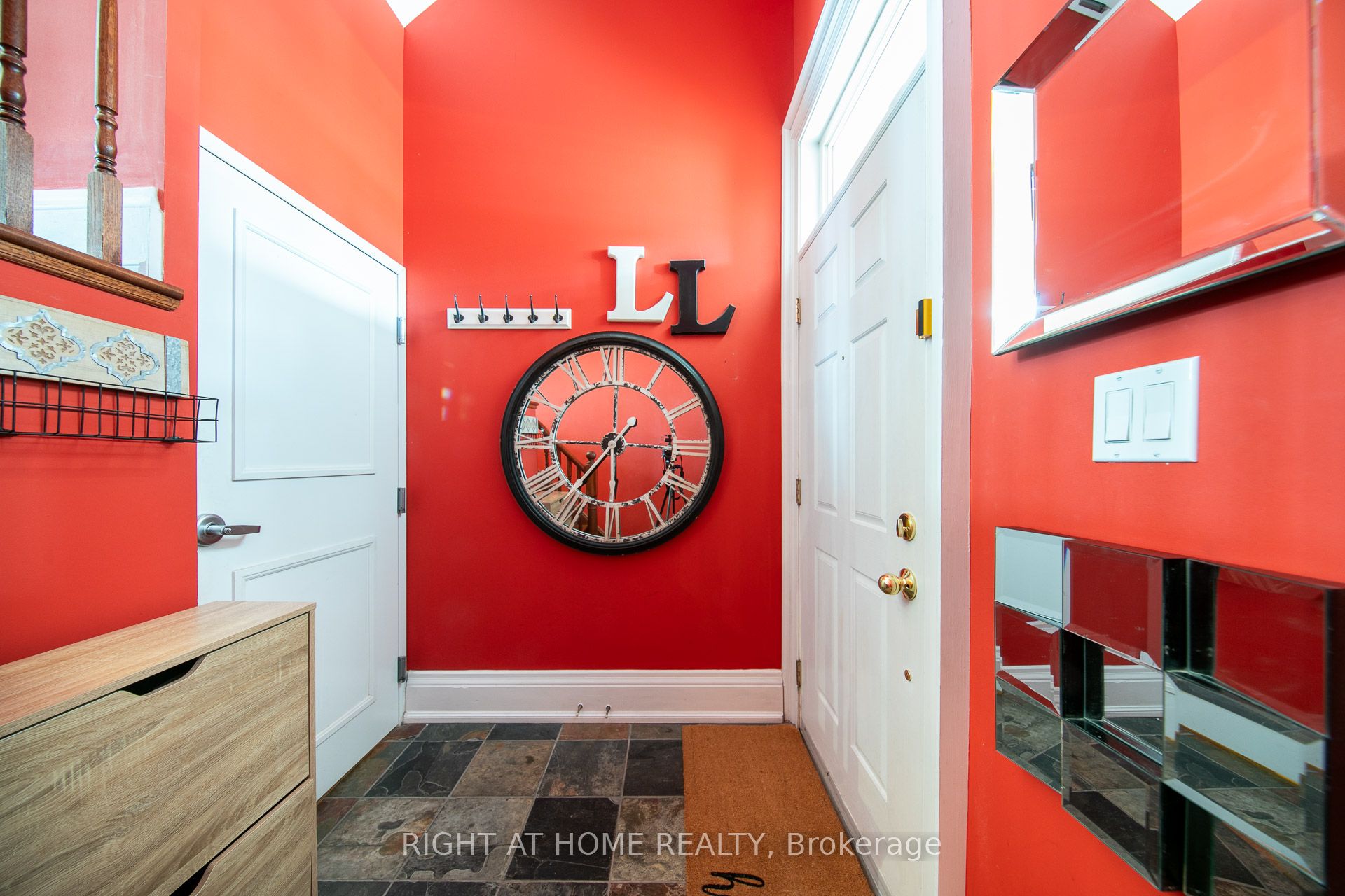 120 Bronte Road 10 Property Photo 8