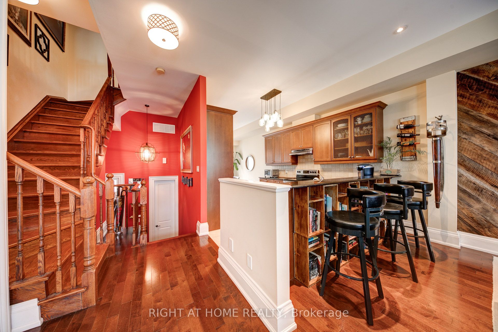 120 Bronte Road 10 Property Photo 14