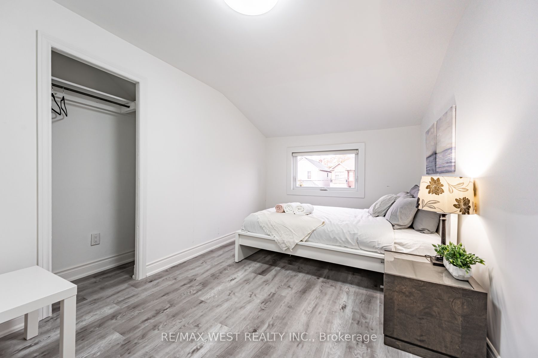 132 Twenty Second Street Property Photo 8