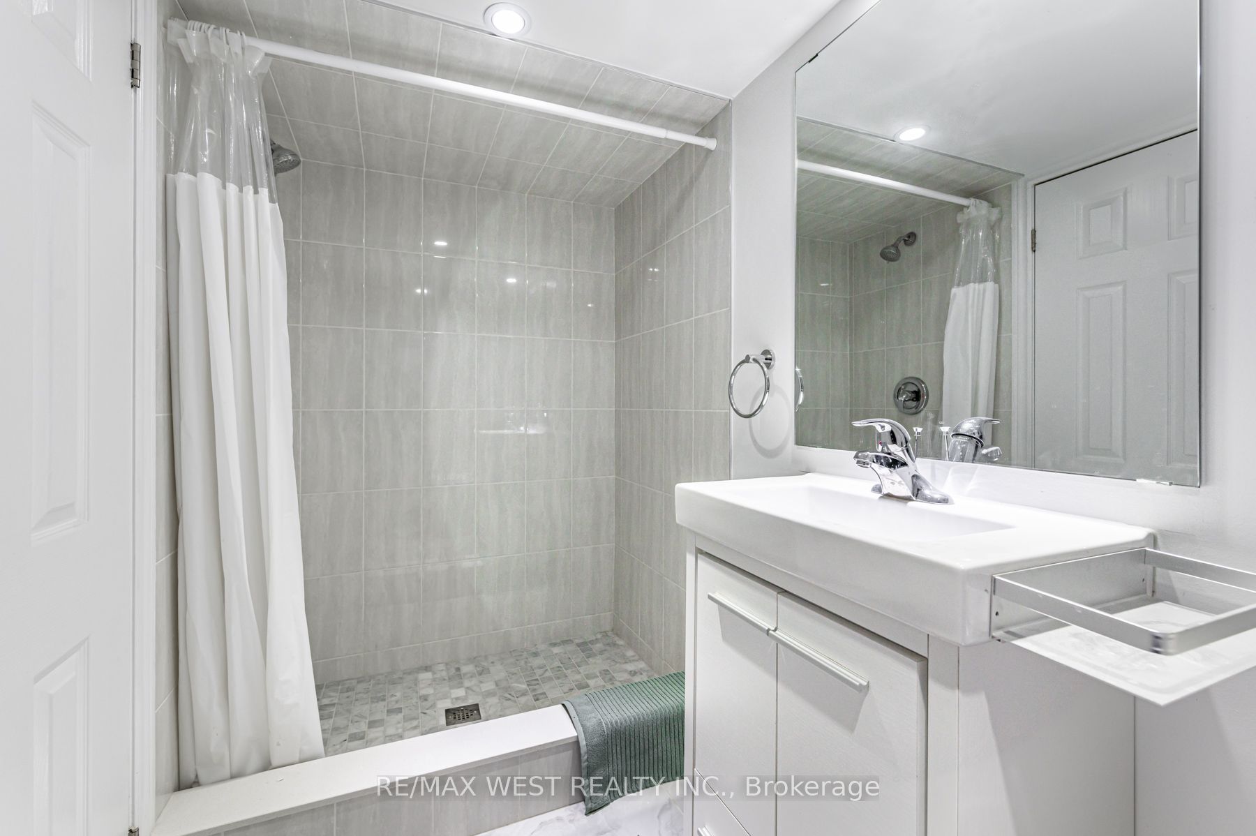 132 Twenty Second Street Property Photo 16
