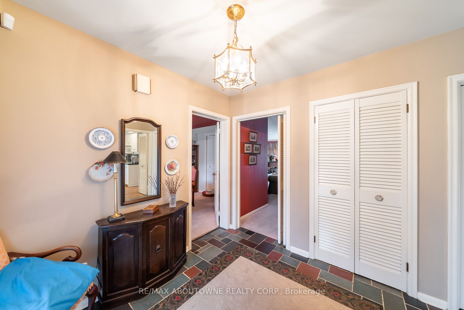 142 Abbey Court Property Photo 25