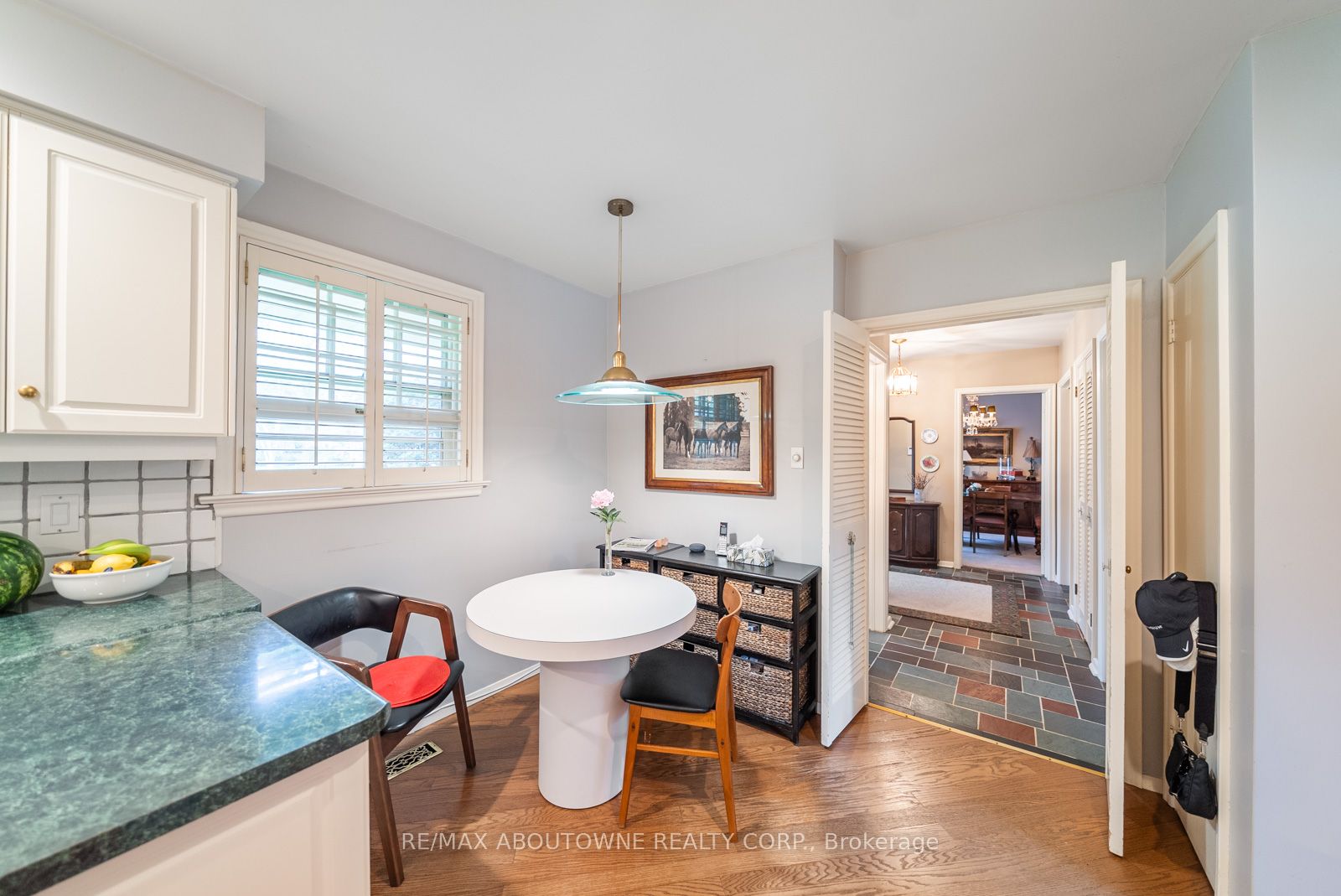 142 Abbey Court Property Photo 37