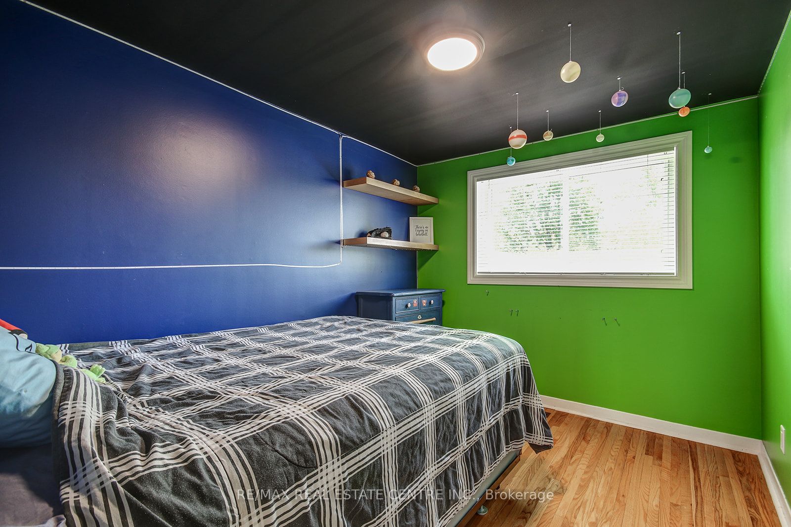 200 Delrex Boulevard Property Photo 20