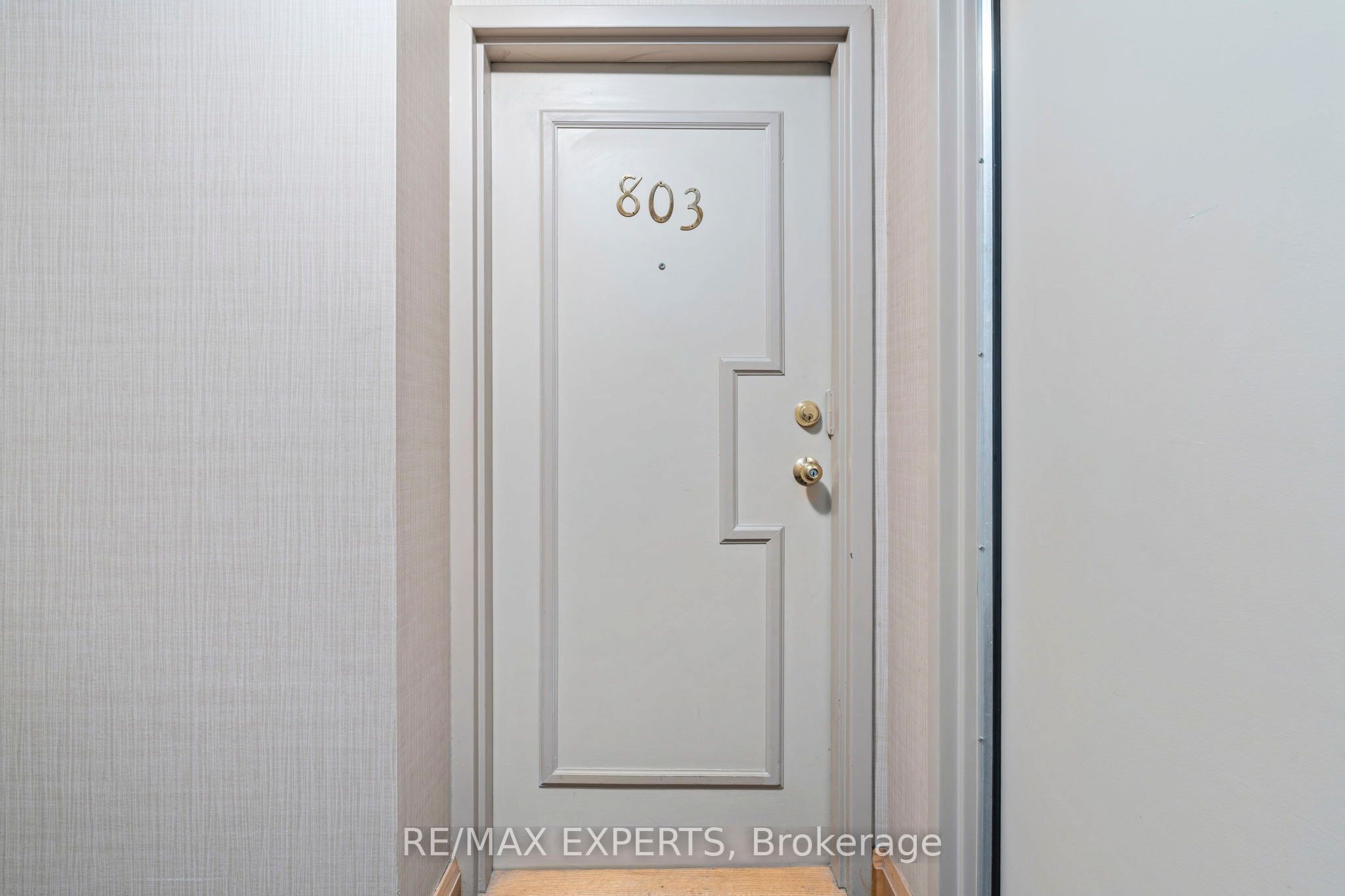 10 Martha Eaton Way 803