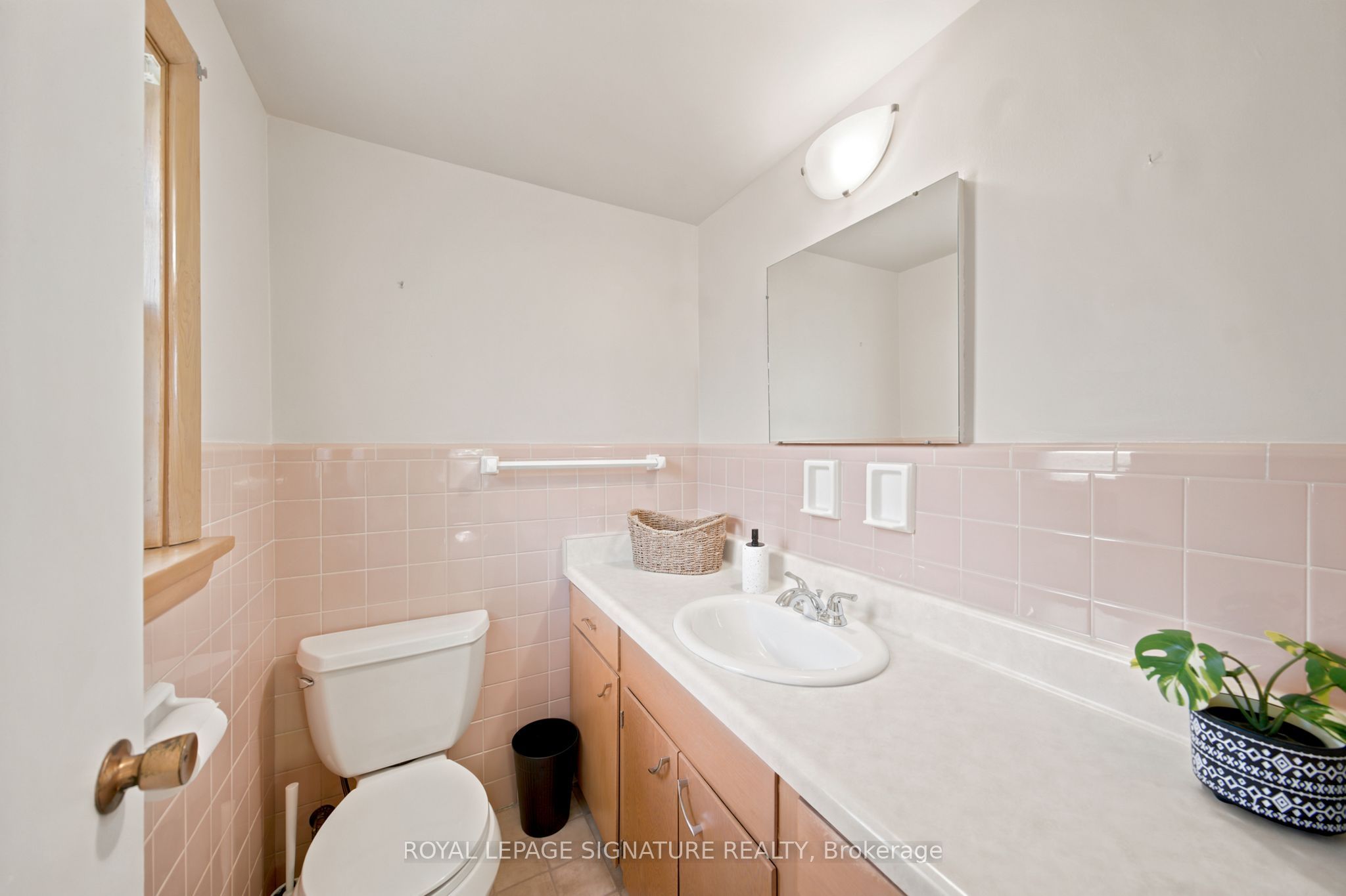 308 South Court S Property Photo 28