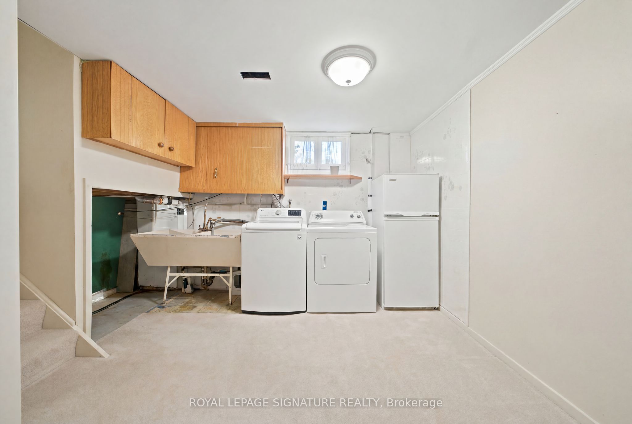 308 South Court S Property Photo 29