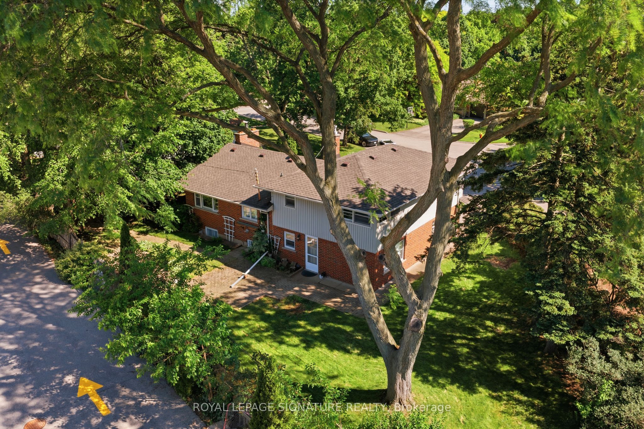 308 South Court S Property Photo 40
