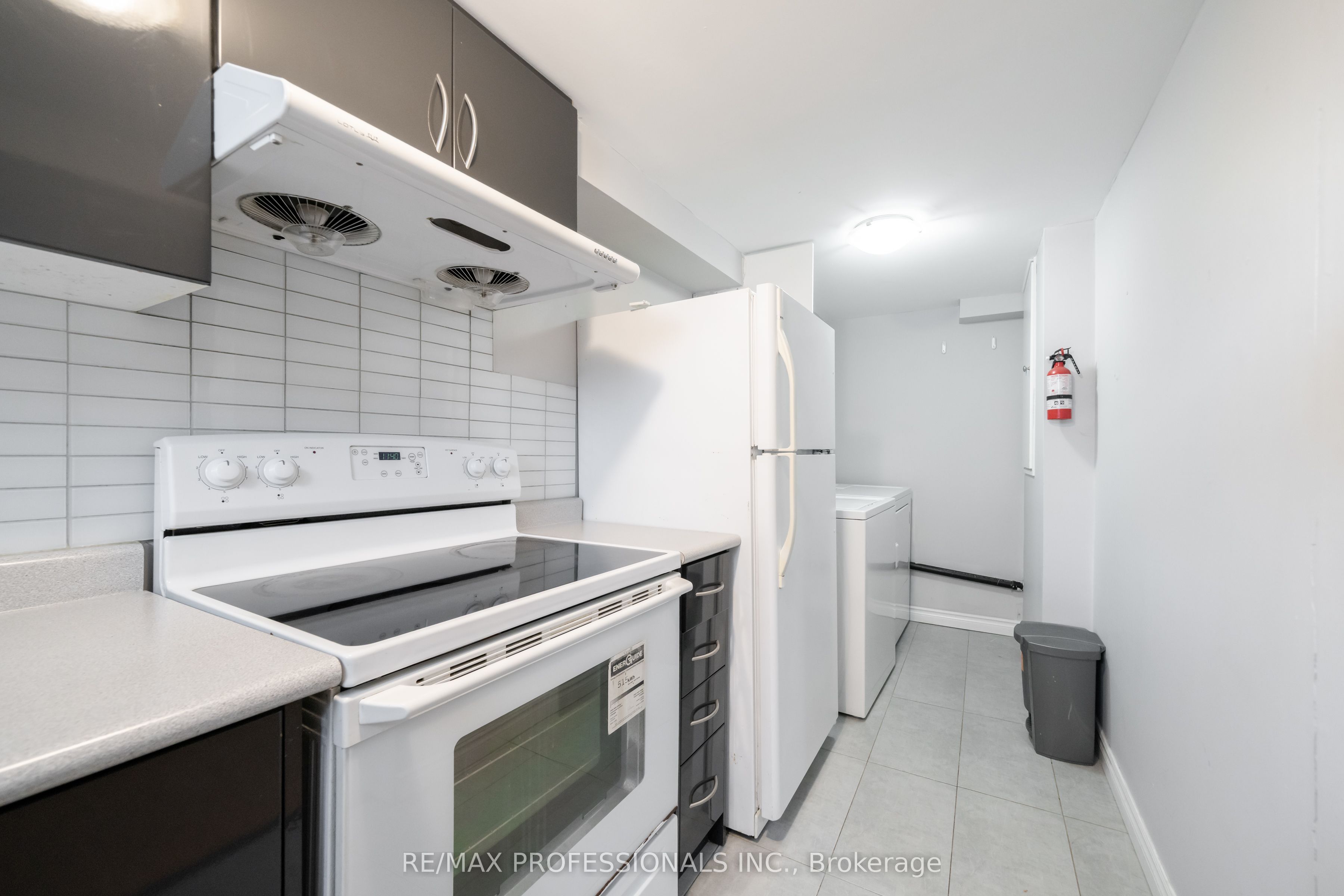 35a Bowie Avenue Bsmt Property Photo 13