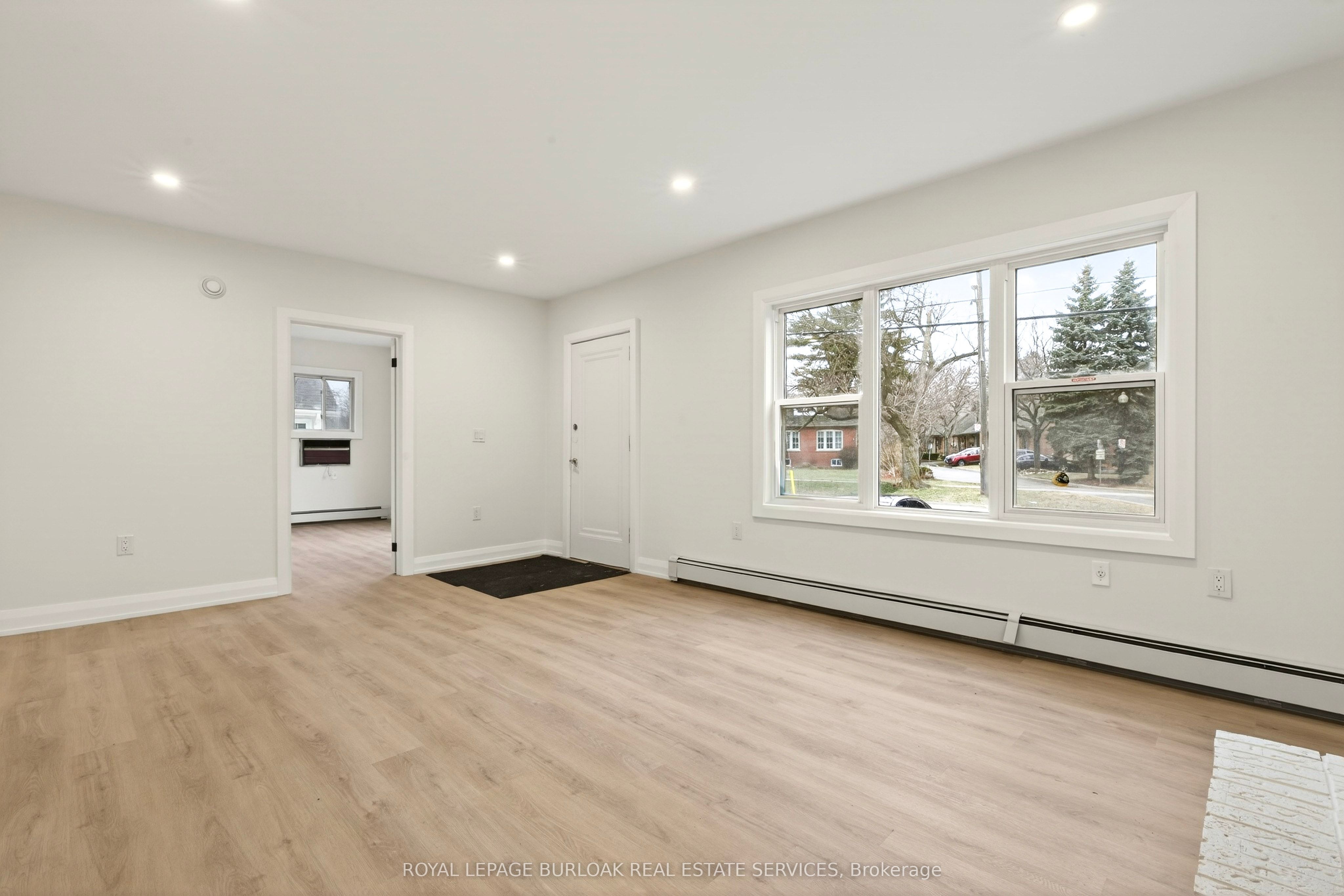 1012 North Shore Boulevard E Property Photo 5