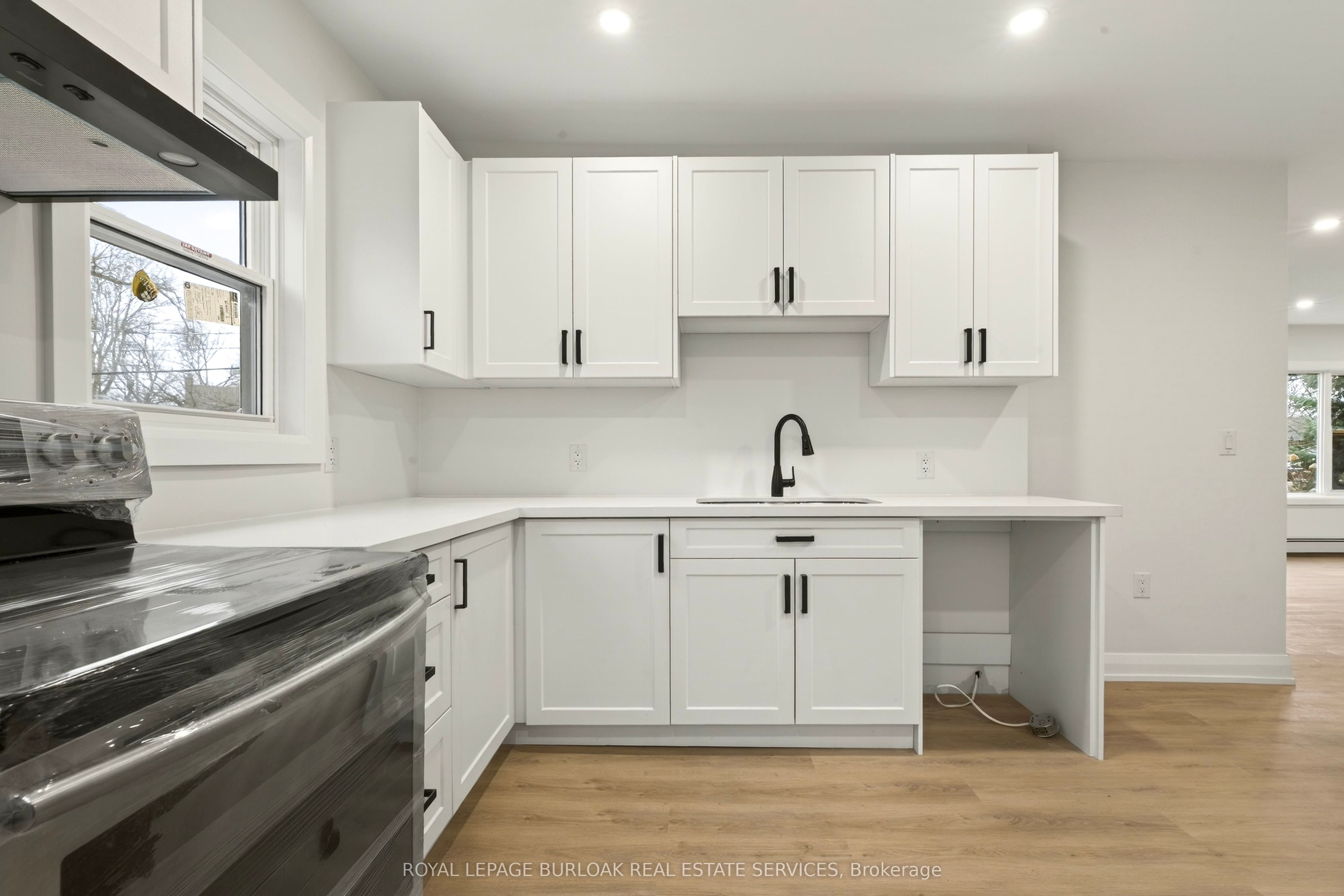 1012 North Shore Boulevard E Property Photo 11