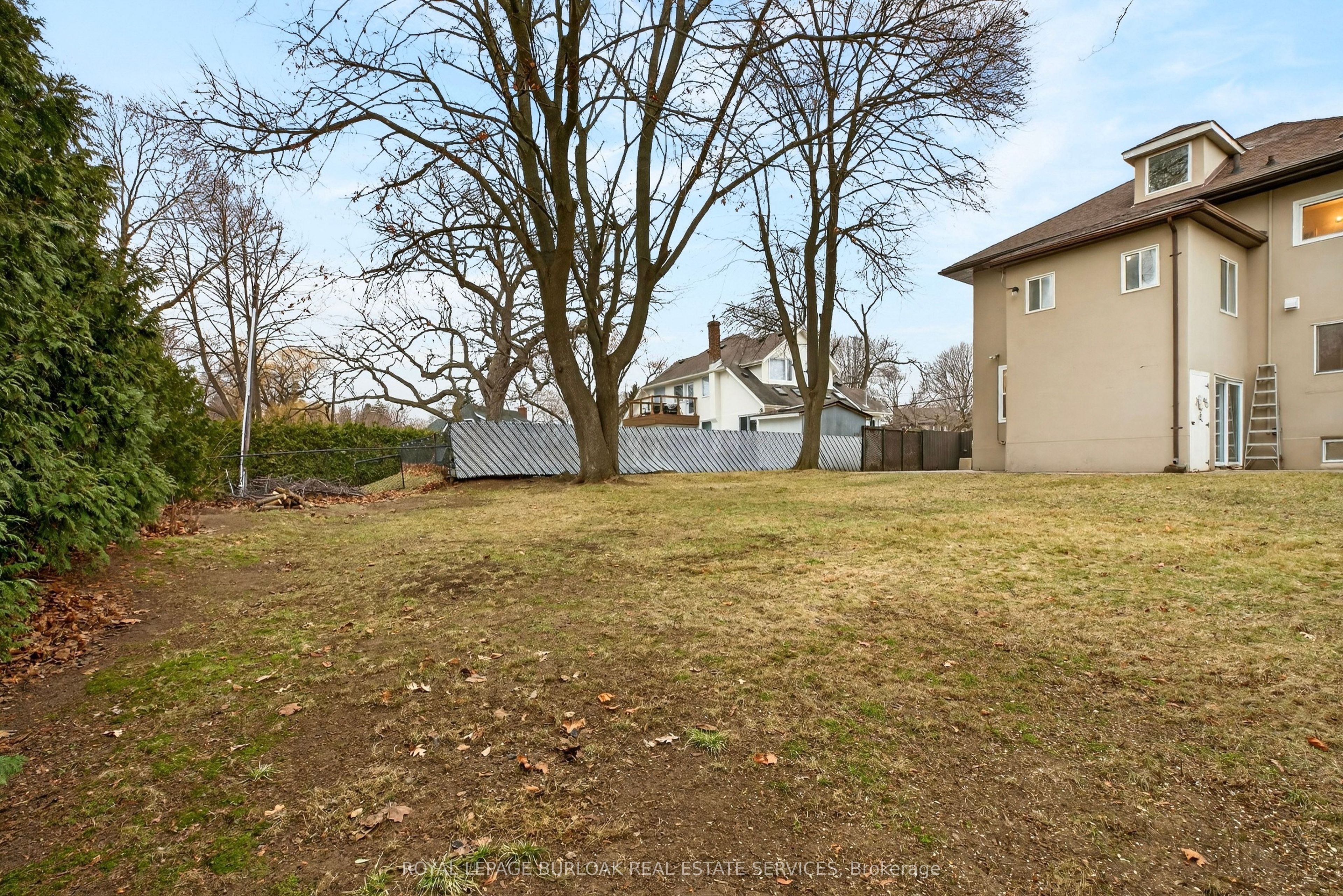 1012 North Shore Boulevard E Property Photo 40
