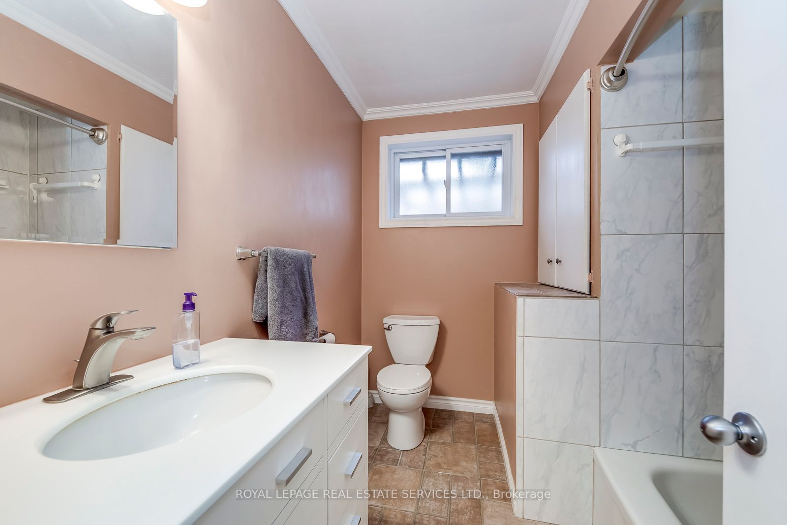 1607 Ewald Road Property Photo 19