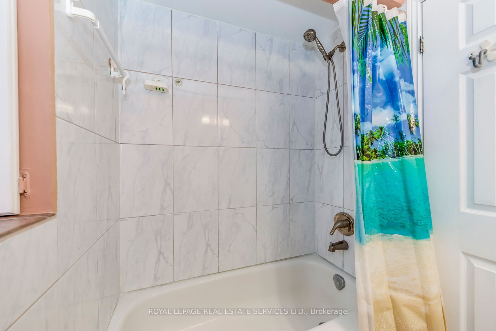 1607 Ewald Road Property Photo 20