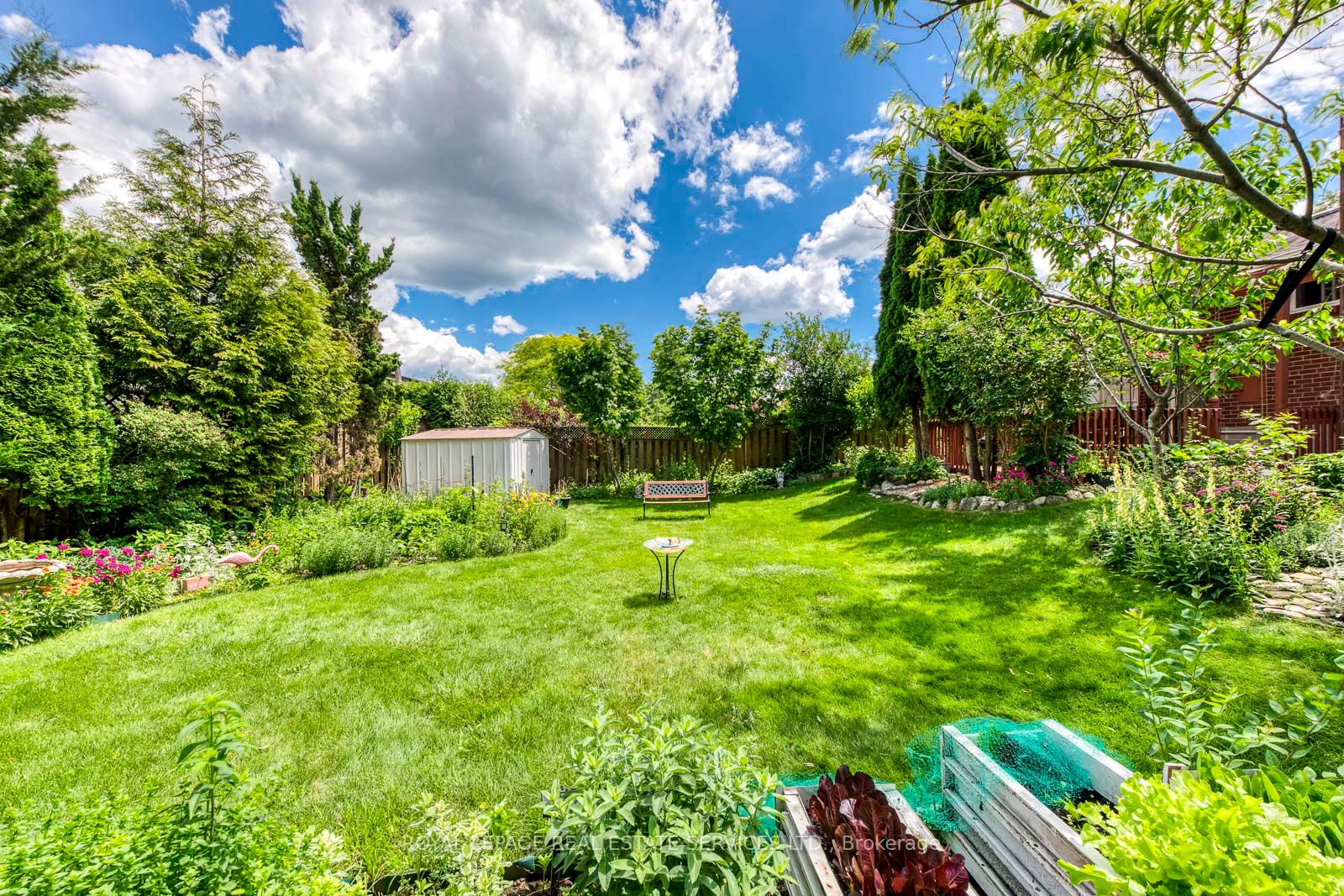 1607 Ewald Road Property Photo 33
