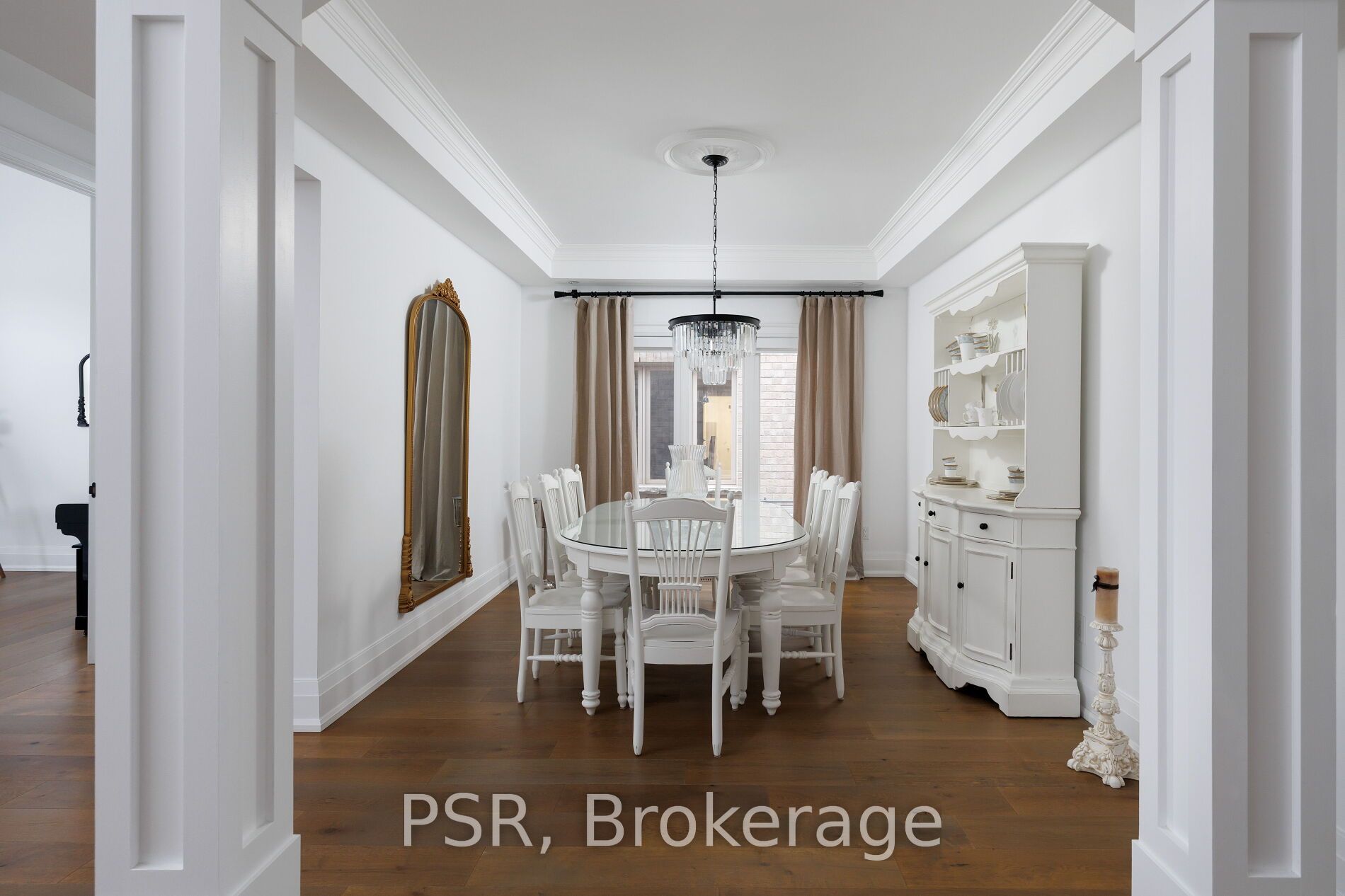 2040 Bingley Crescent Property Photo 6