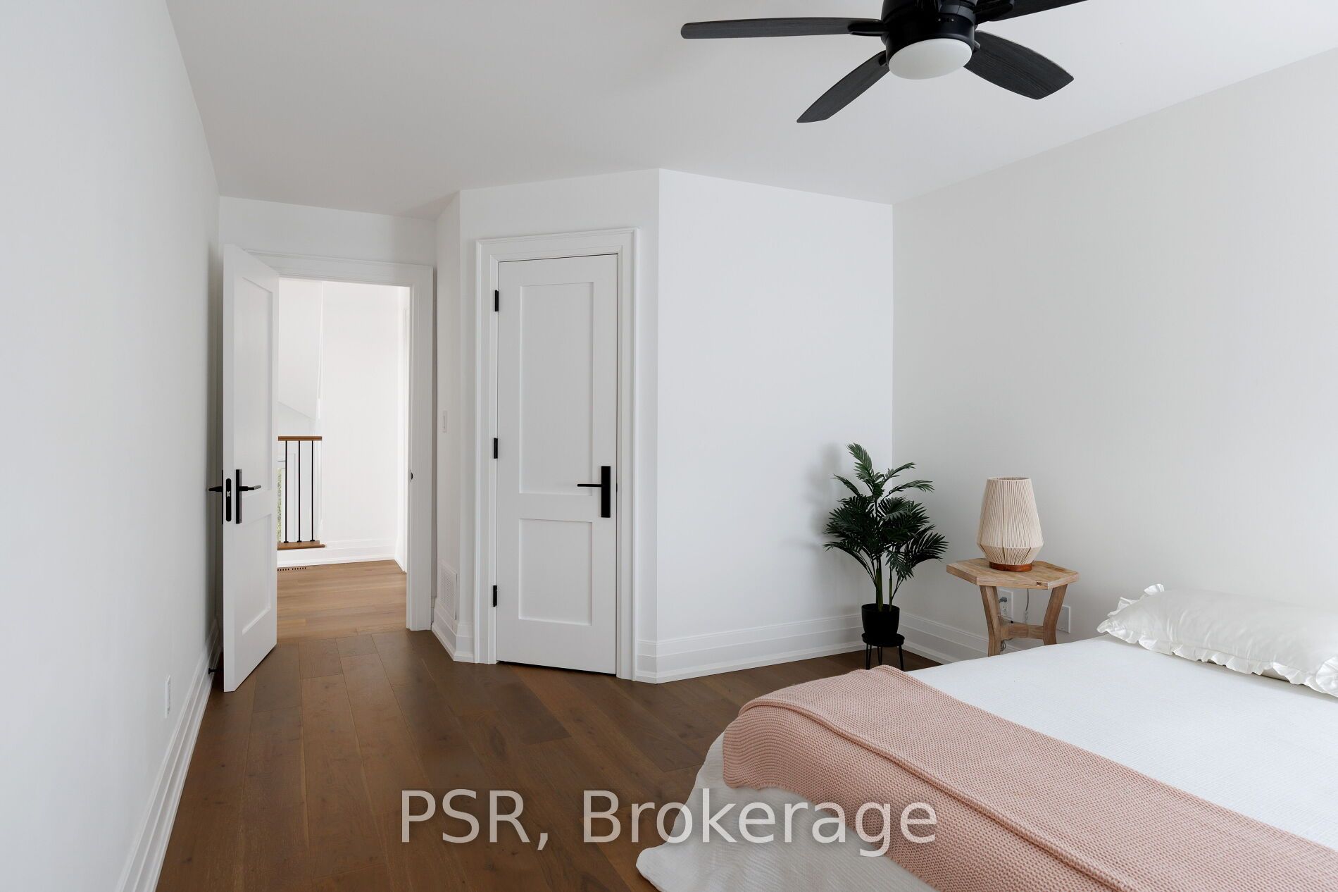 2040 Bingley Crescent Property Photo 26