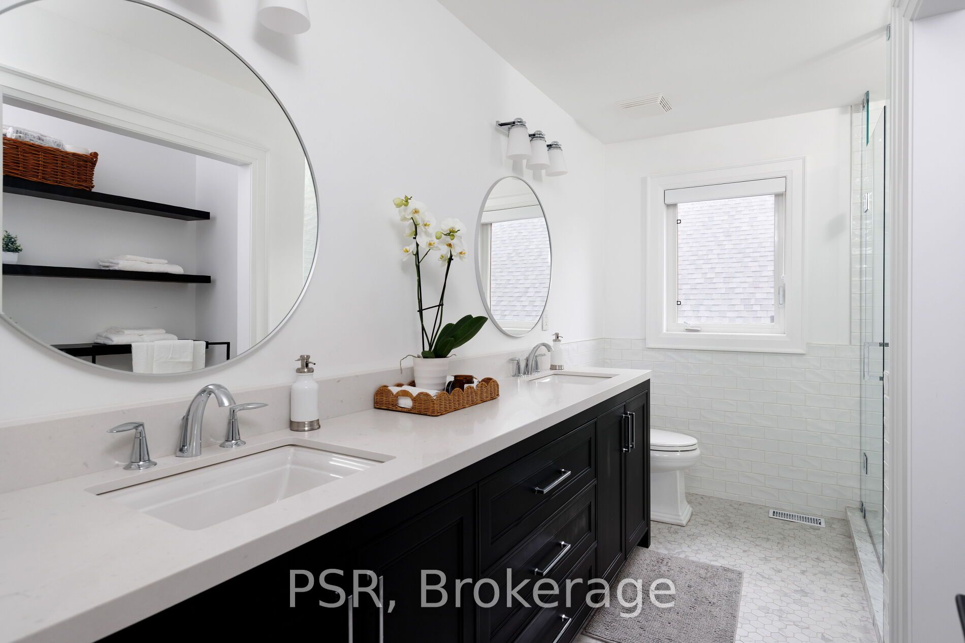 2040 Bingley Crescent Property Photo 27
