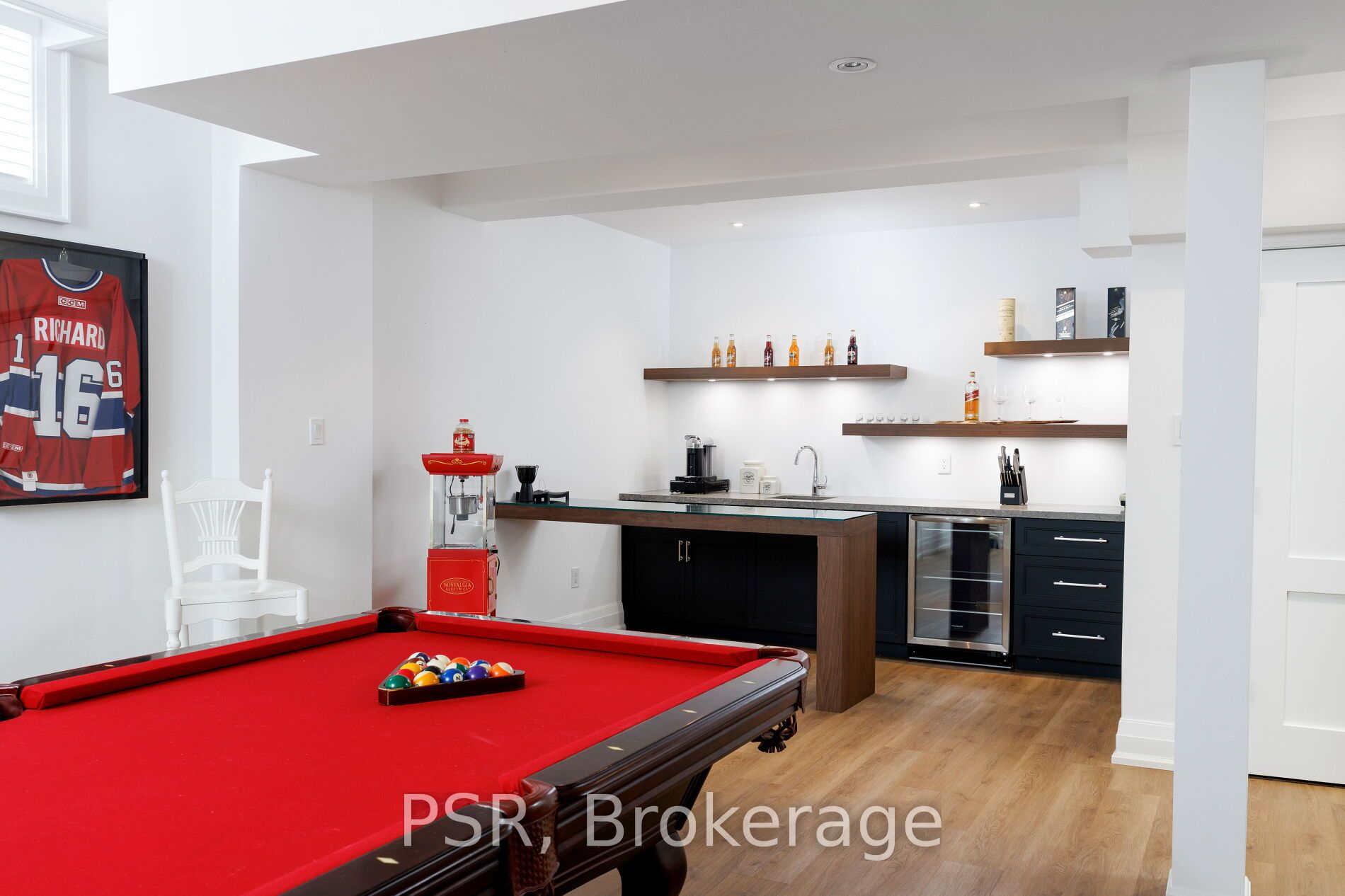 2040 Bingley Crescent Property Photo 39