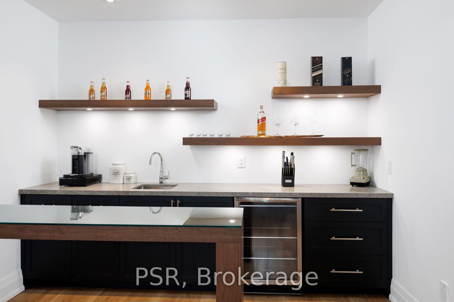 2040 Bingley Crescent Property Photo 40