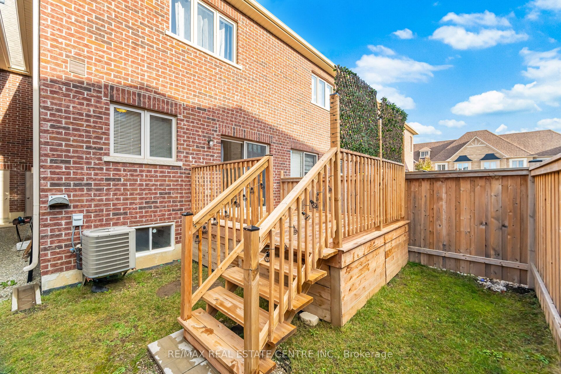 11 Yately Street Property Photo 29