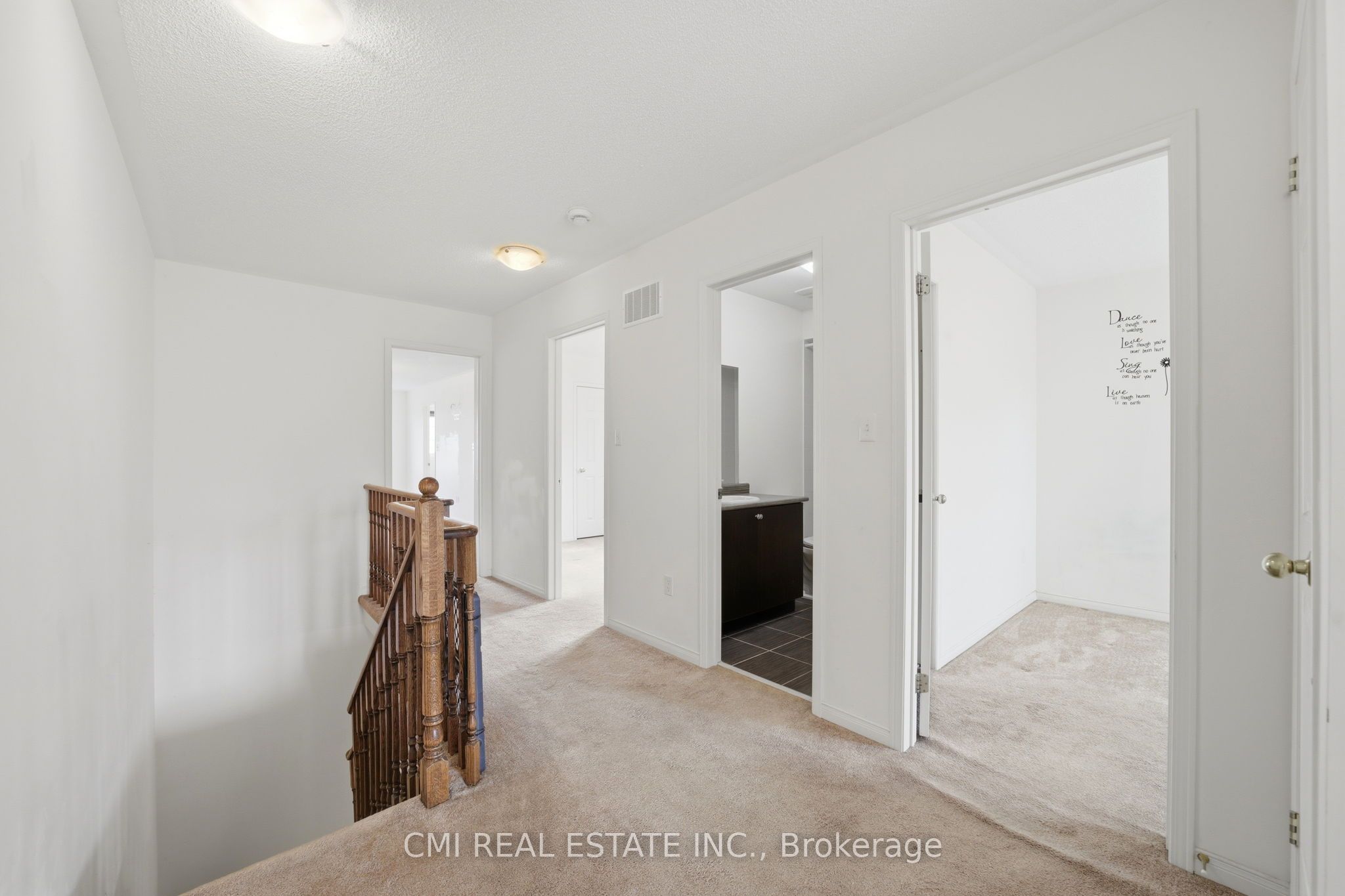 14 Gulfbrook Circle Property Photo 15
