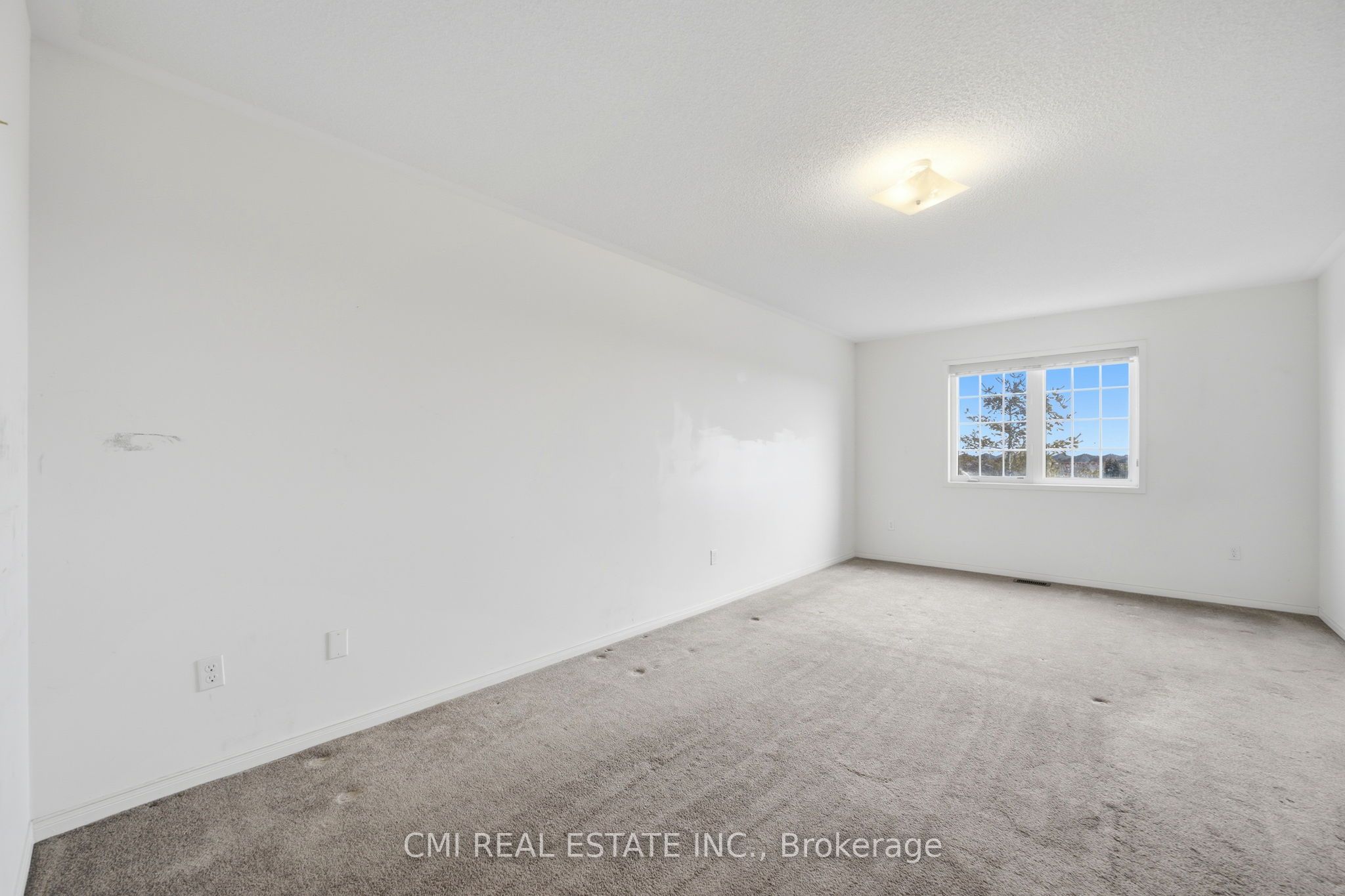 14 Gulfbrook Circle Property Photo 16
