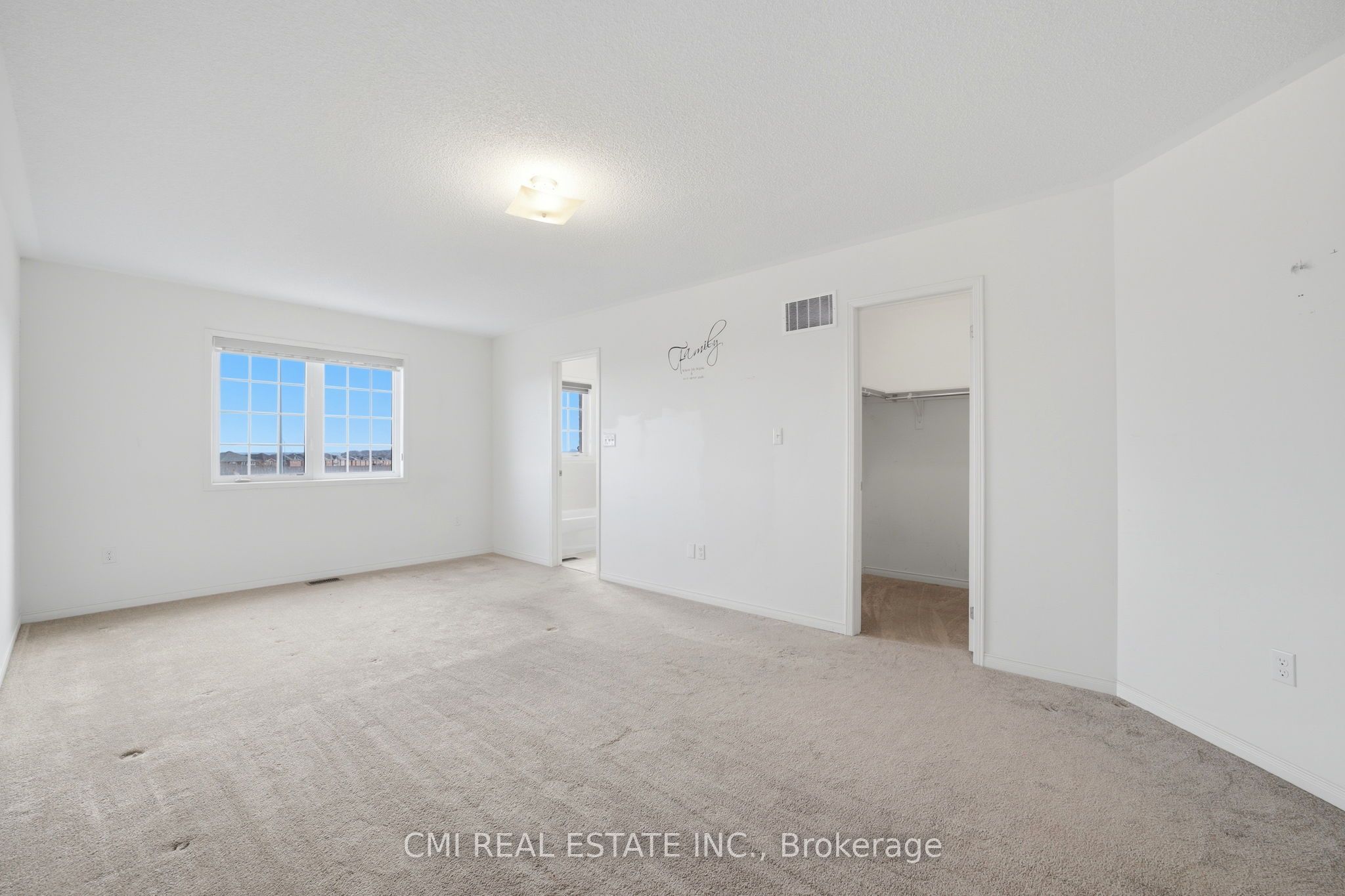 14 Gulfbrook Circle Property Photo 17