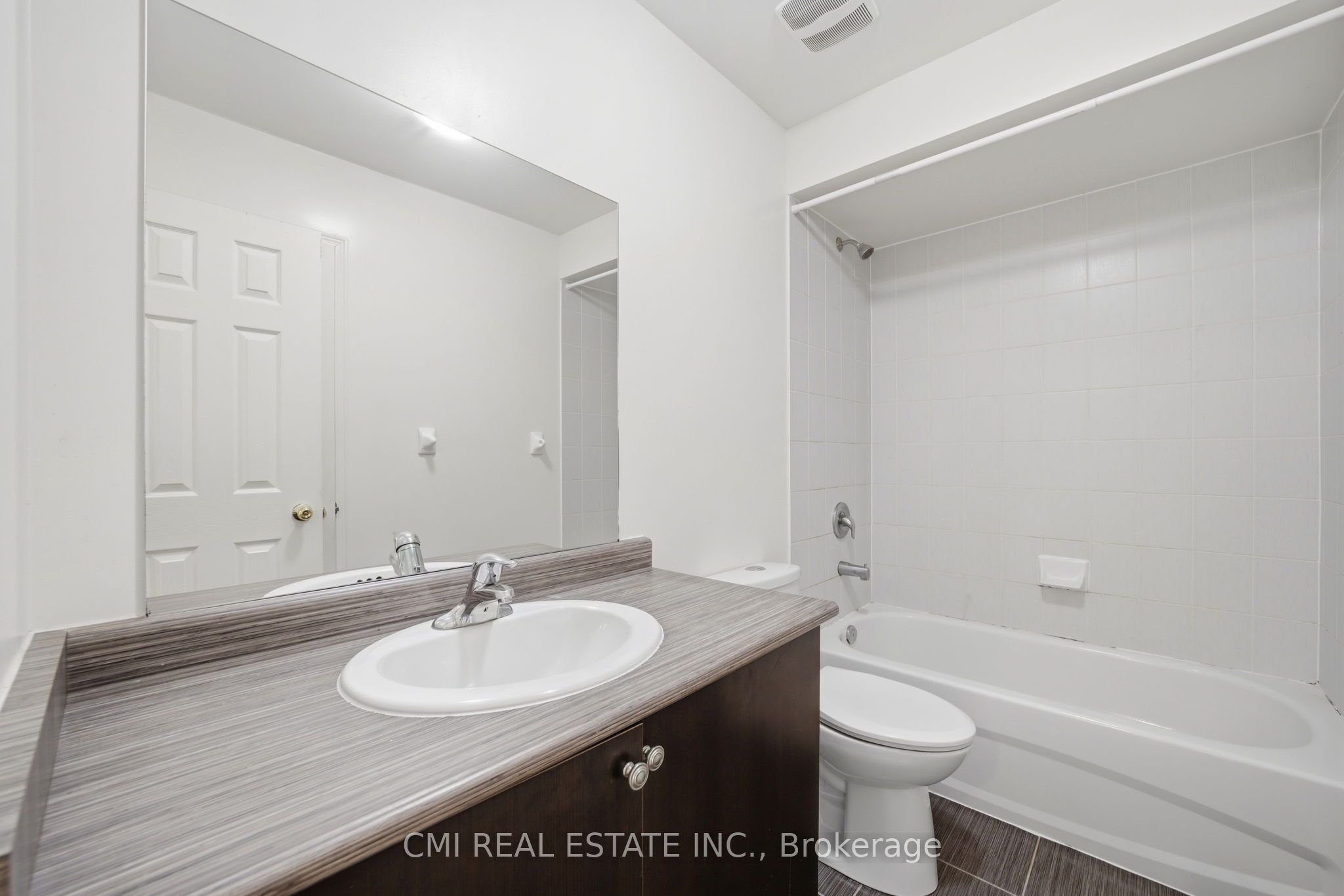 14 Gulfbrook Circle Property Photo 30