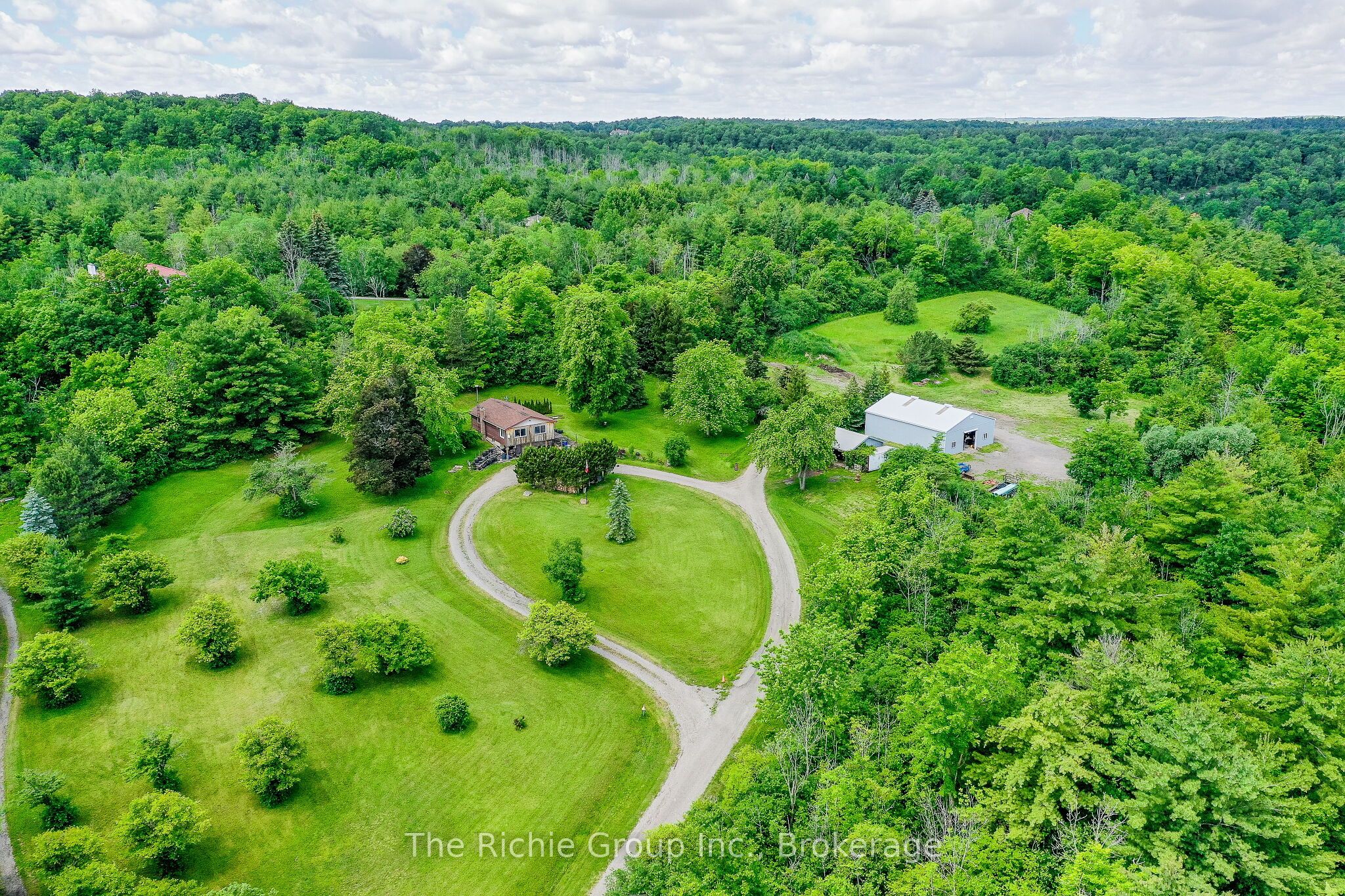 13494 Tenth Line Property Photo 1