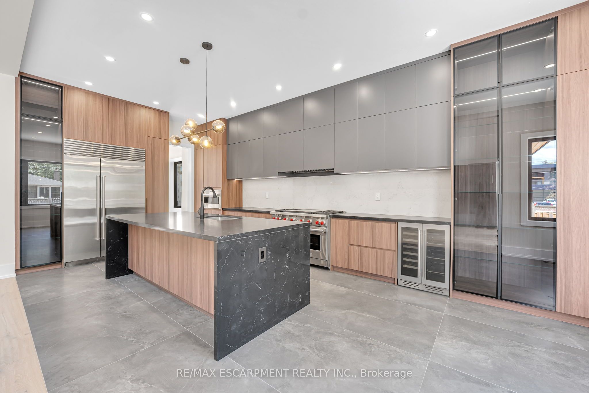 369 Wade Street Property Photo 17