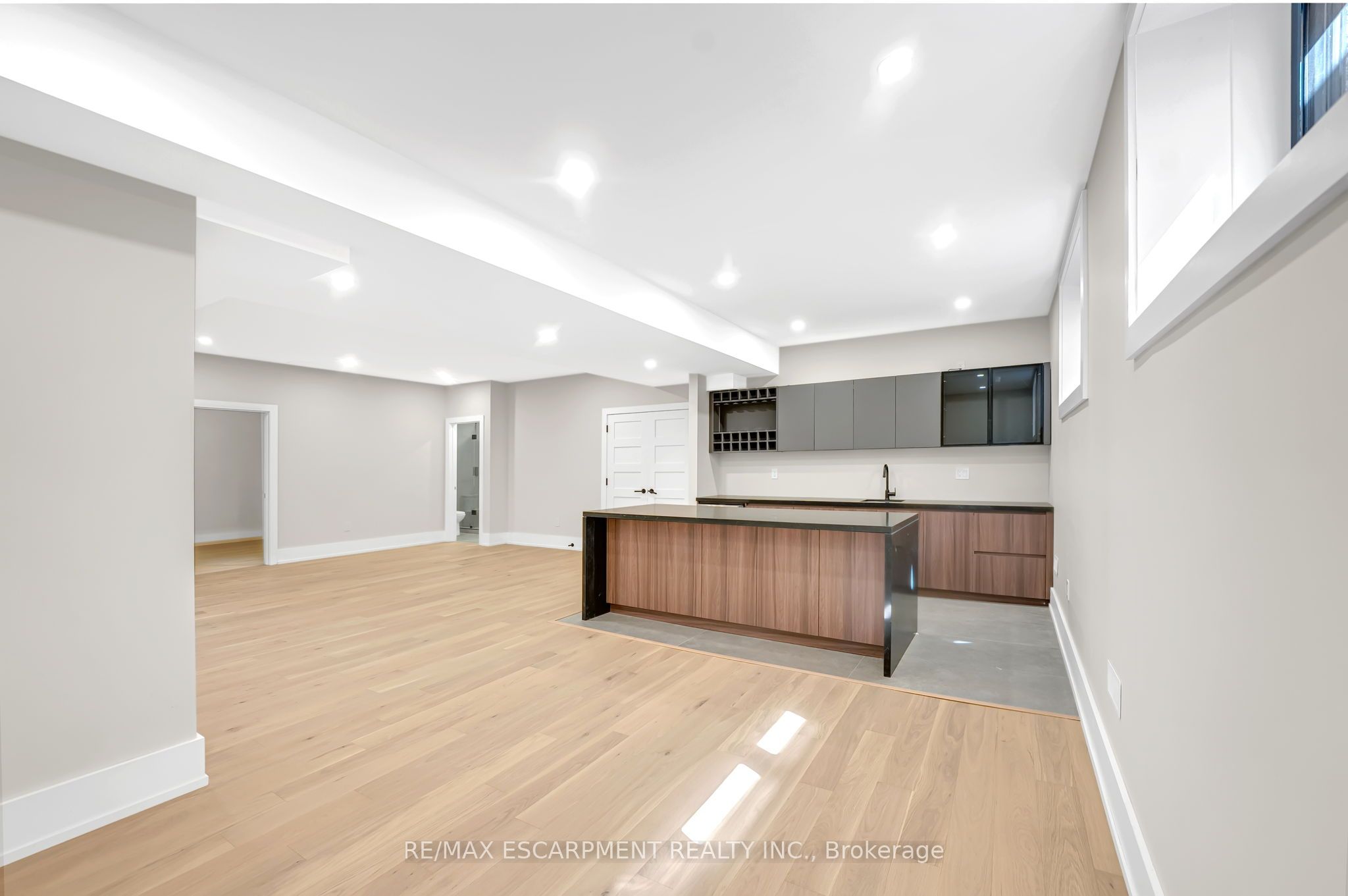 369 Wade Street Property Photo 34