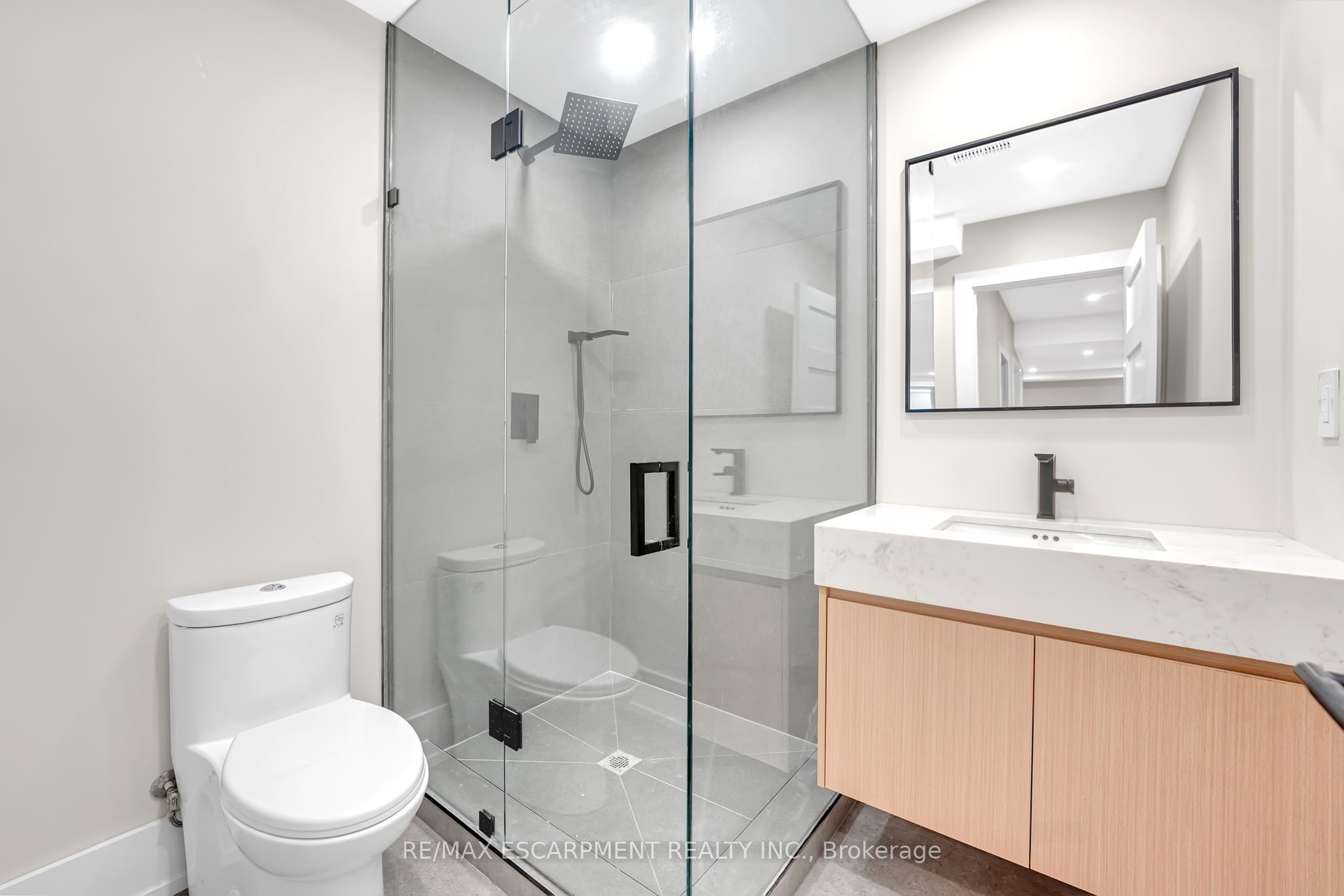 369 Wade Street Property Photo 37