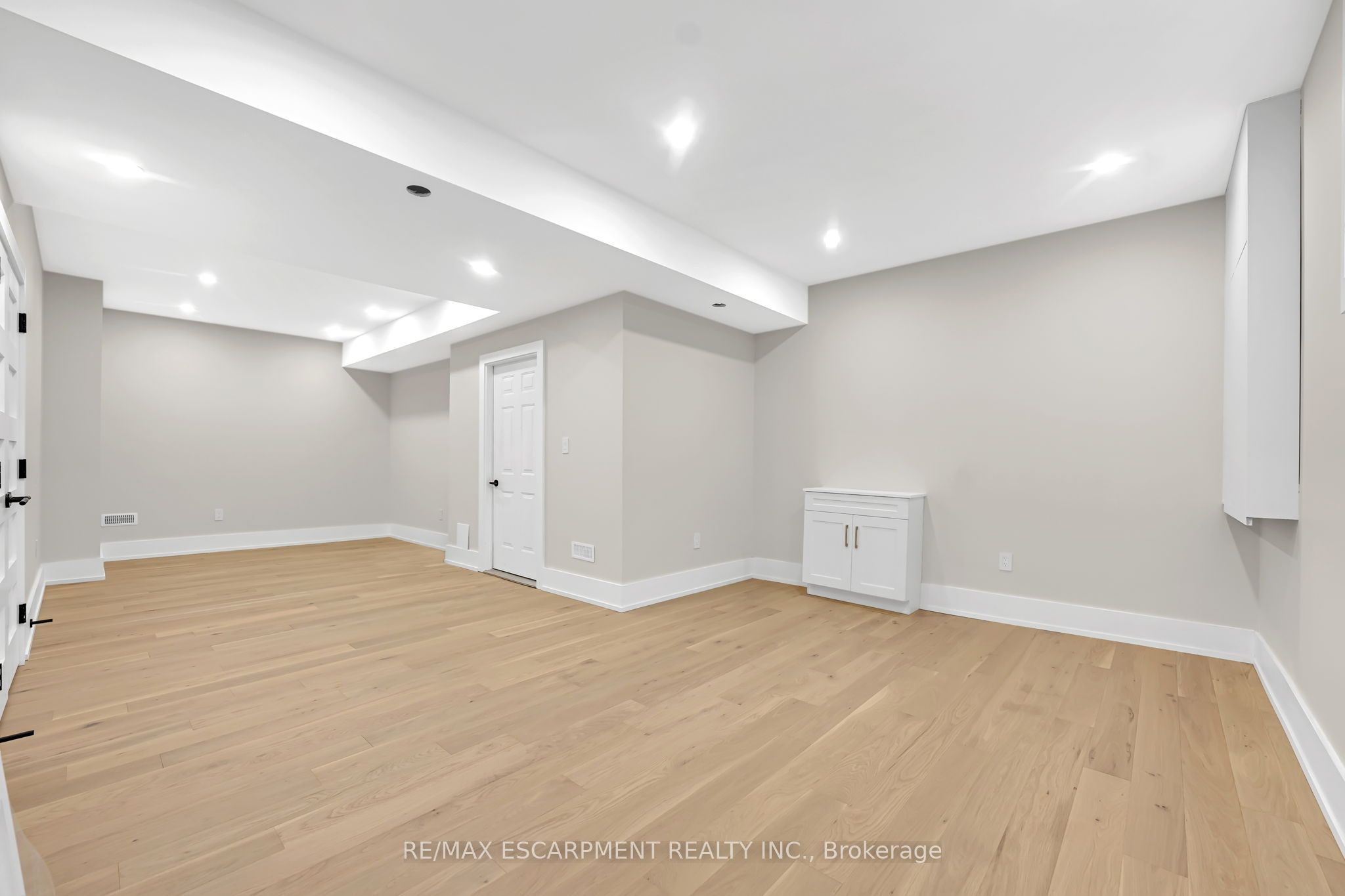 369 Wade Street Property Photo 38