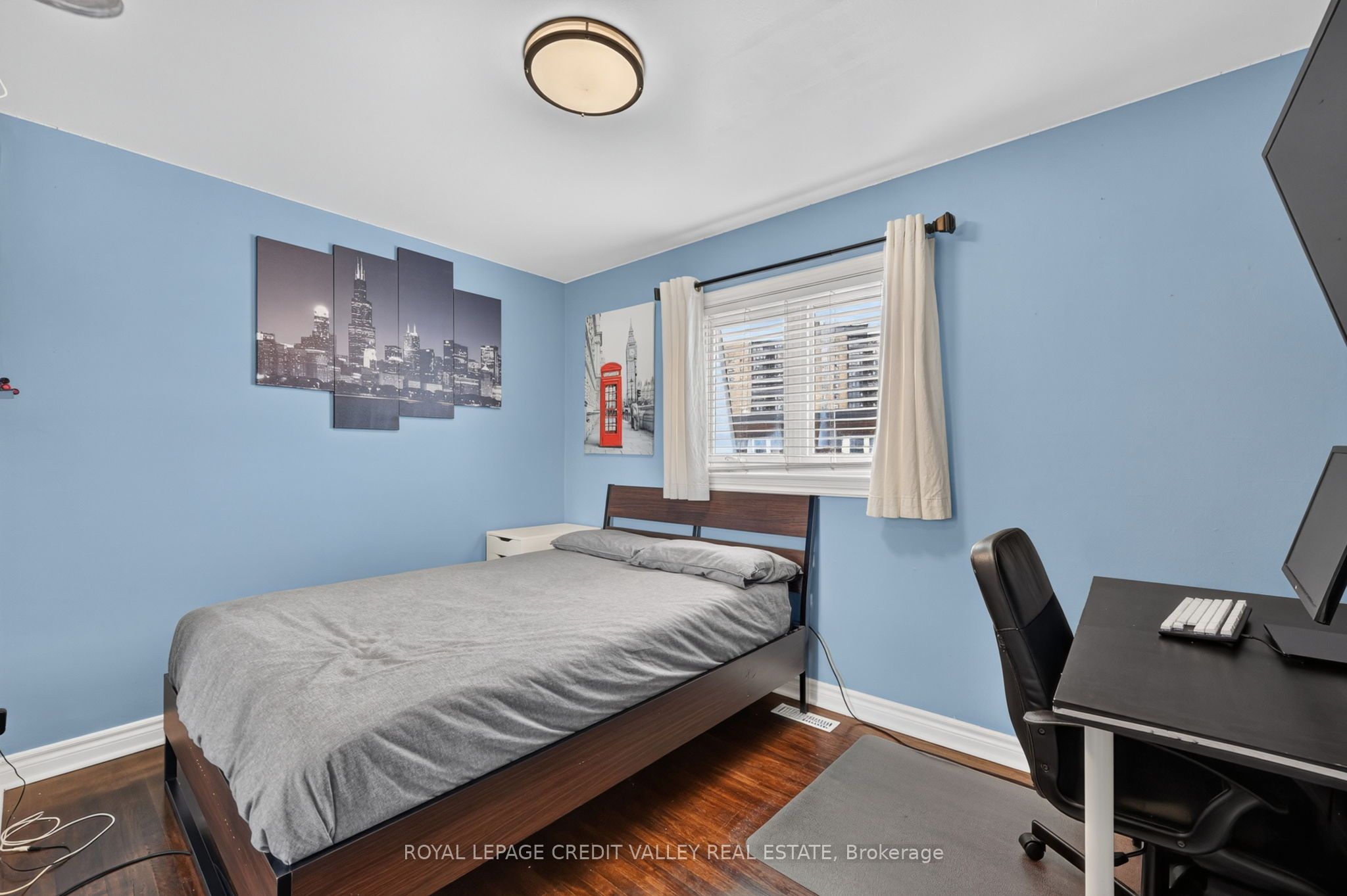 184 Town House Crescent 184 Property Photo 28
