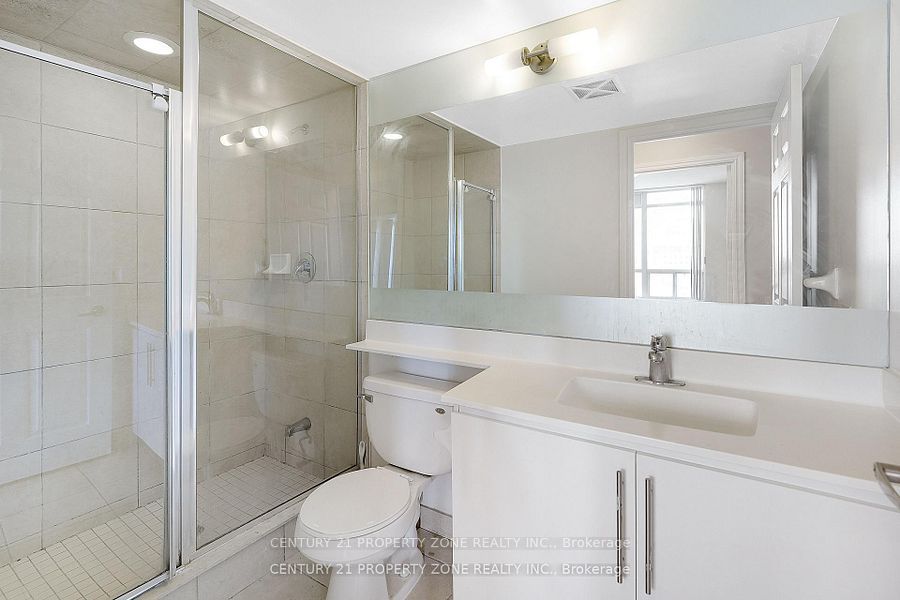 310 Burnhamthorpe Road W 1703 Property Photo 16