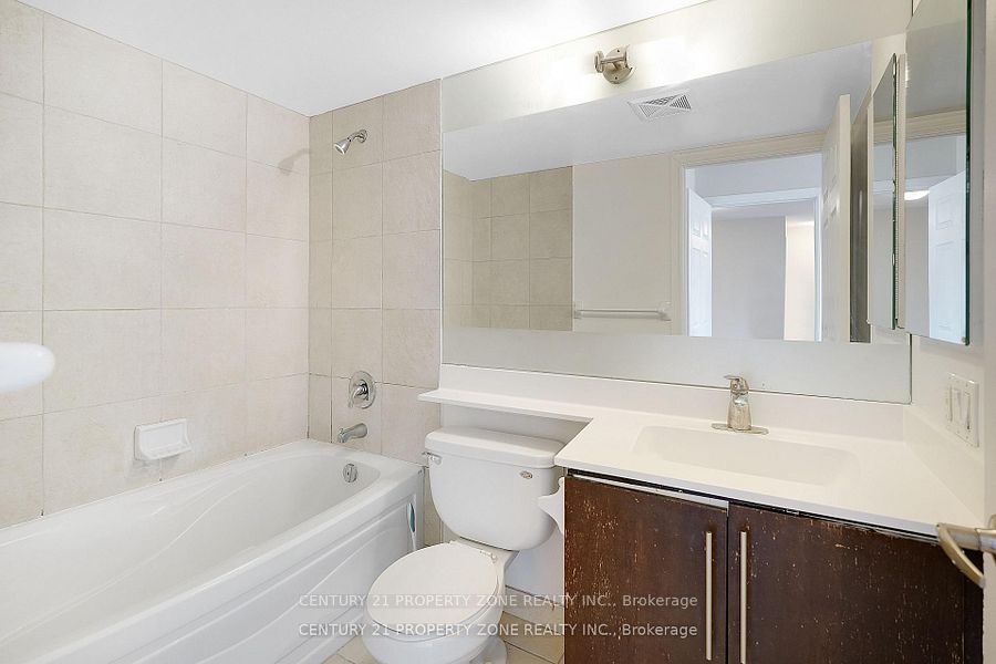 310 Burnhamthorpe Road W 1703 Property Photo 19