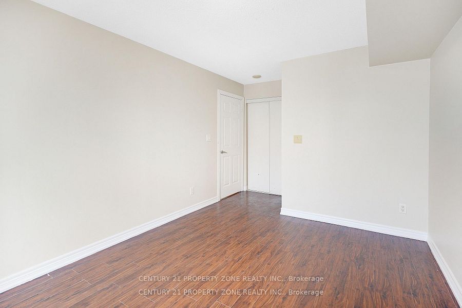 310 Burnhamthorpe Road W 1703 Property Photo 20