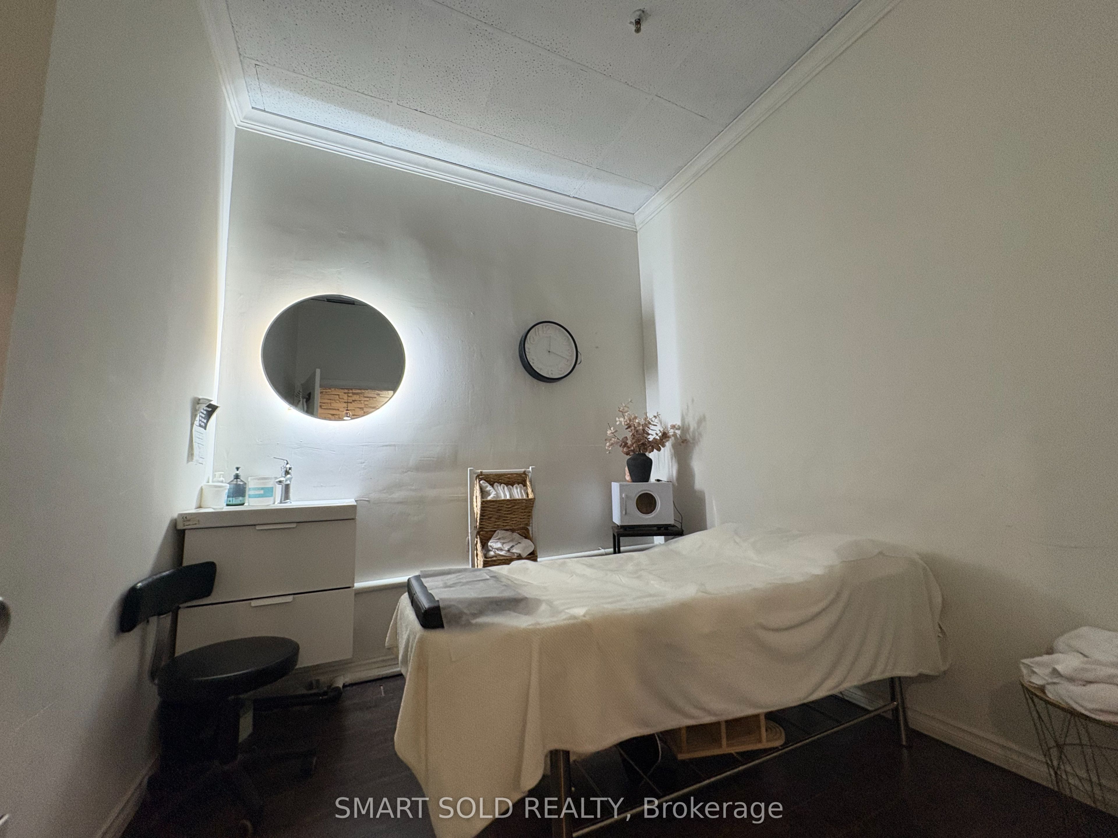 1170 Burnhamthorpe Road W 26 Property Photo 19