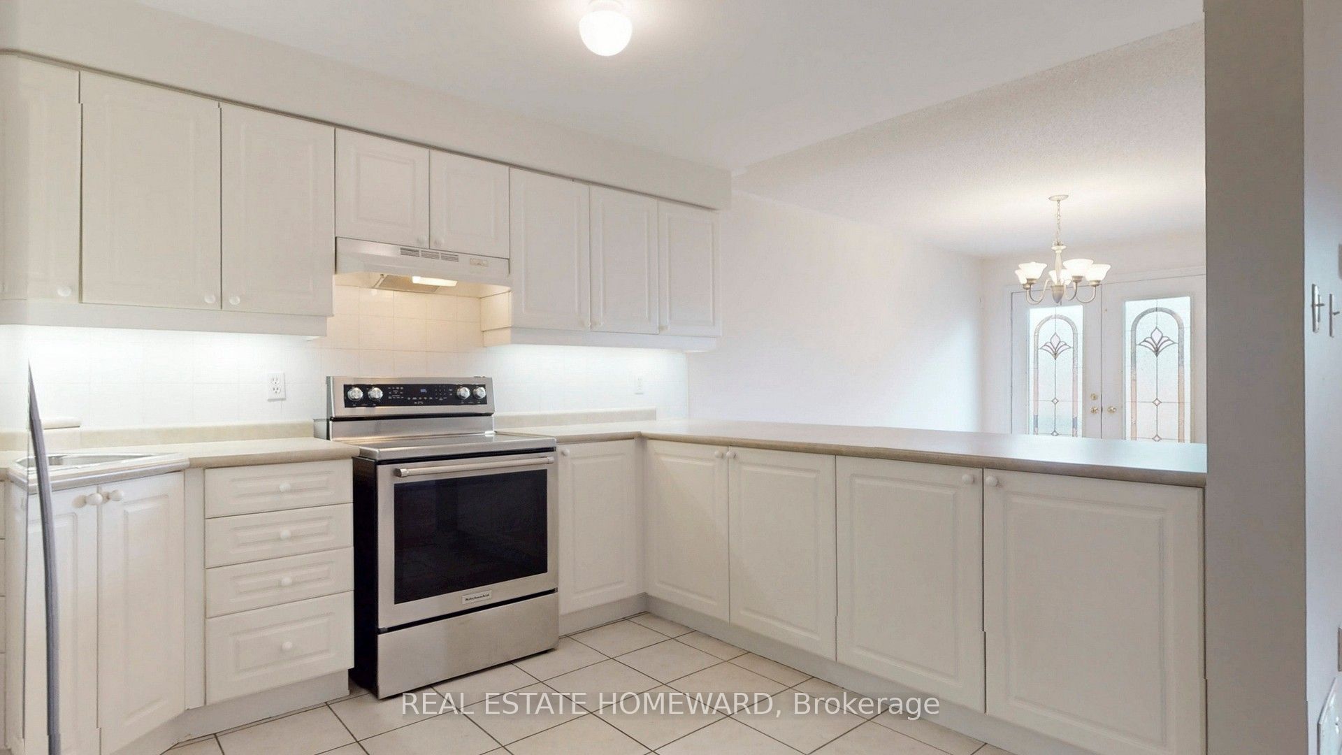 476 Walker's Line 3 Property Photo 4