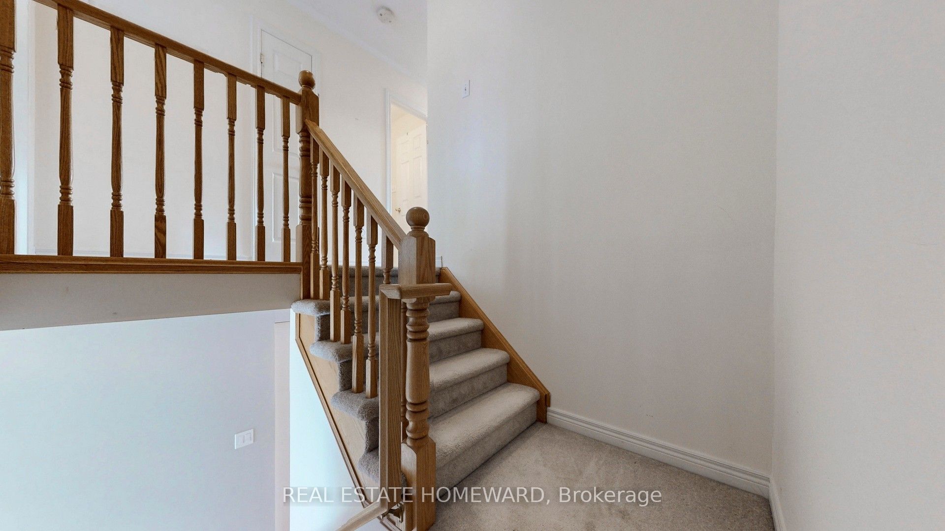 476 Walker's Line 3 Property Photo 8