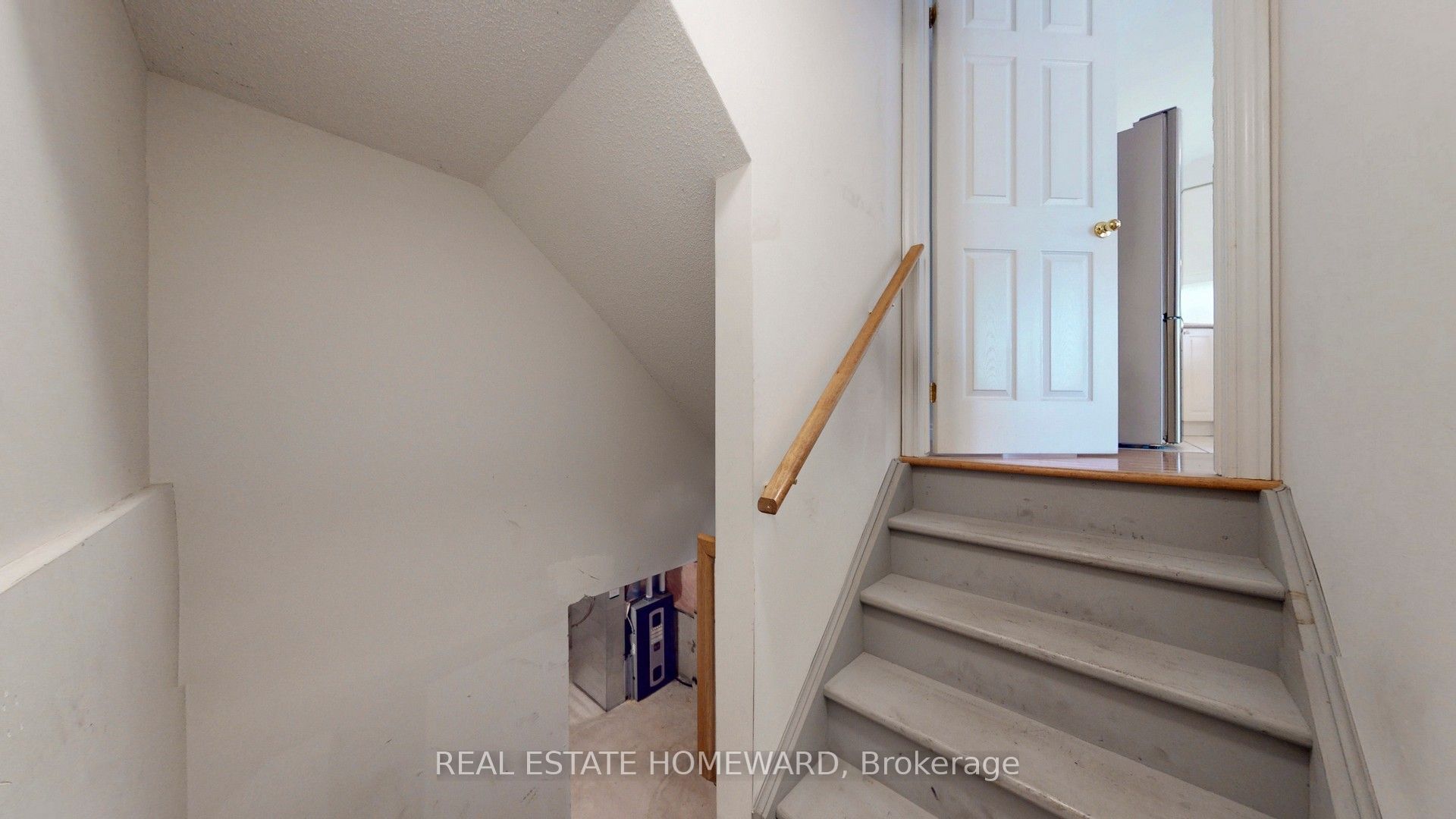 476 Walker's Line 3 Property Photo 15