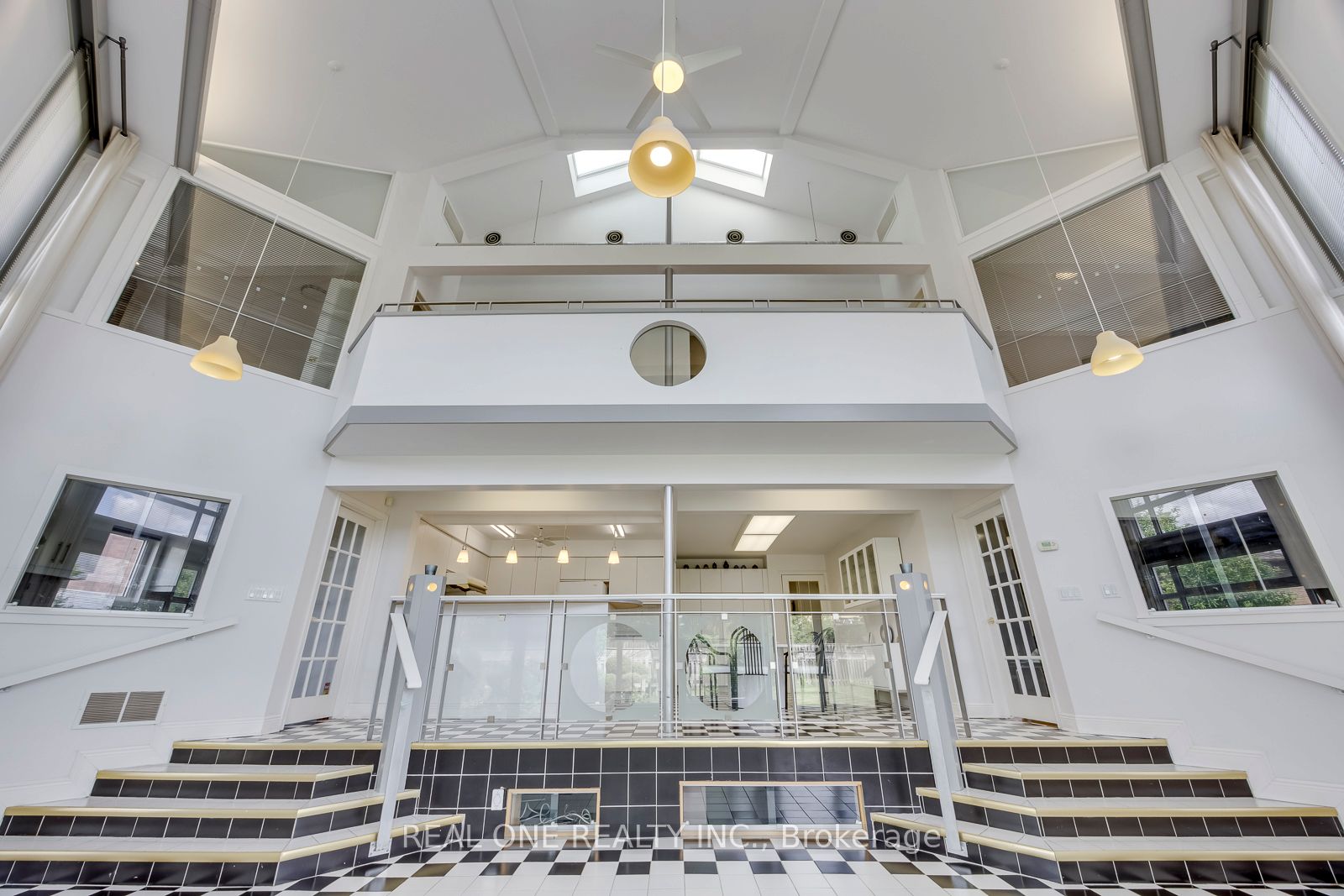 71 Stock Avenue Property Photo 10