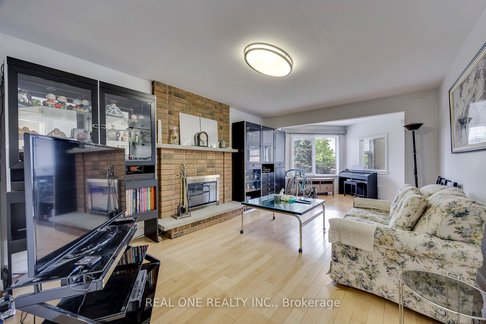 71 Stock Avenue Property Photo 16