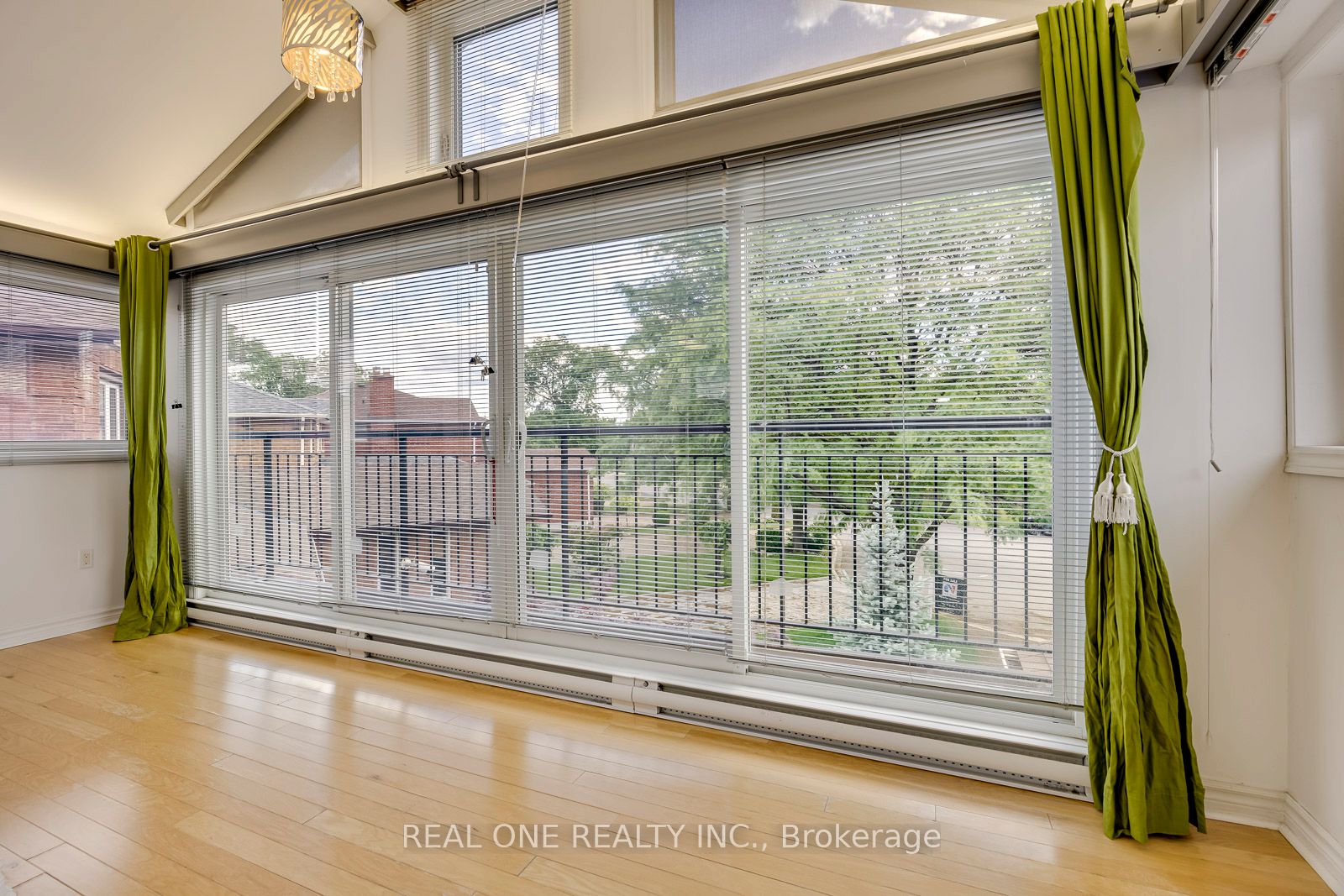 71 Stock Avenue Property Photo 26