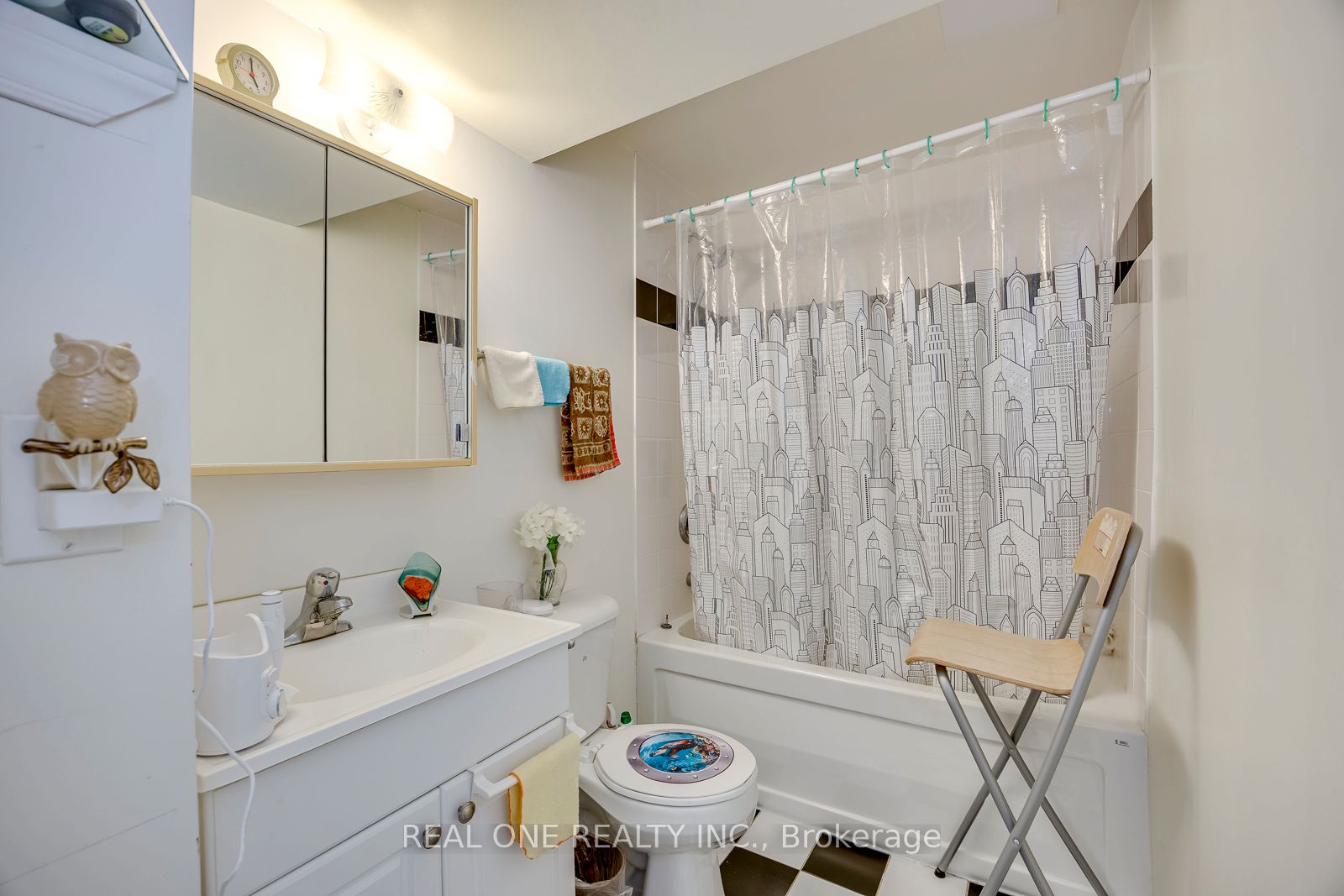 71 Stock Avenue Property Photo 45