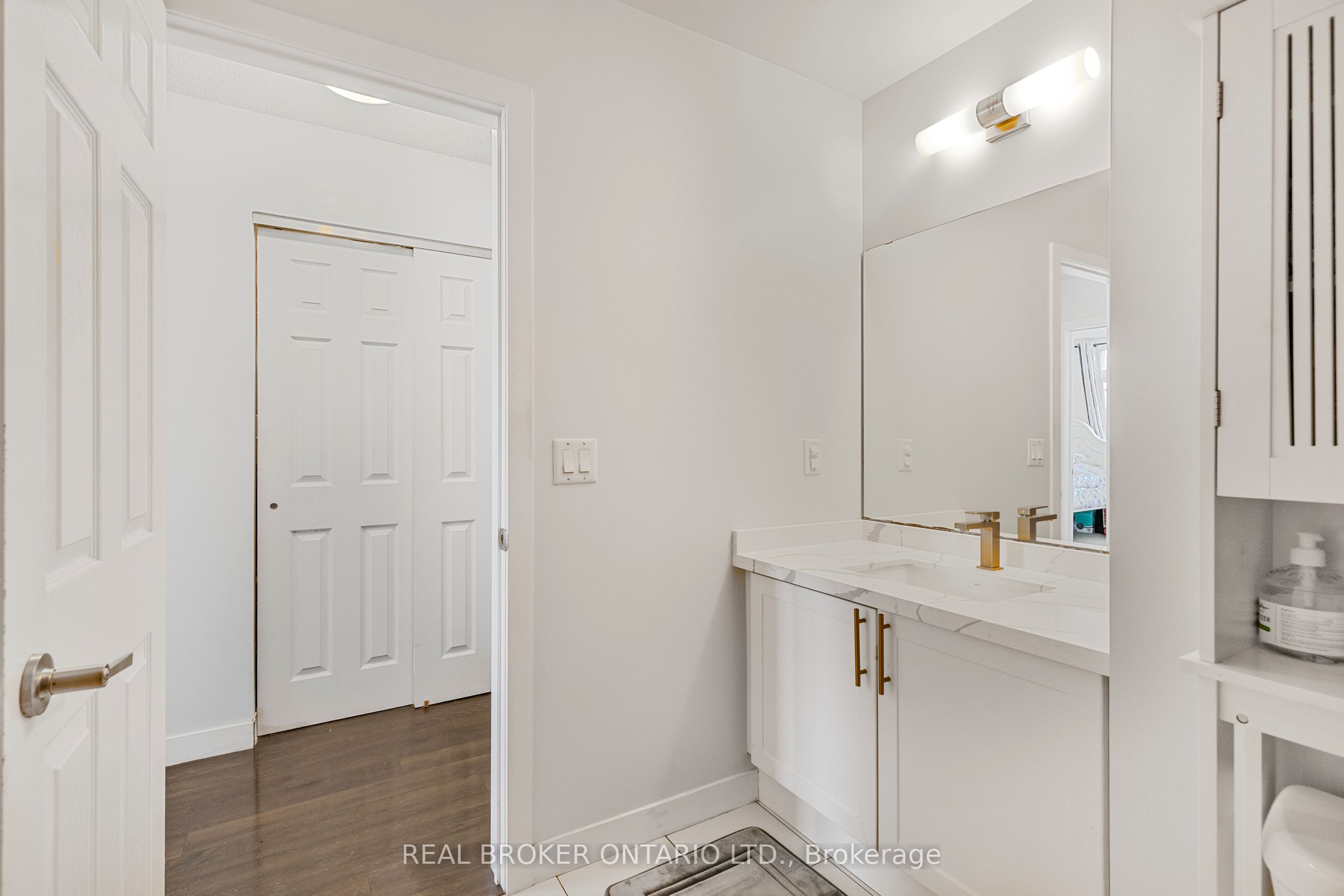630 Rogers Road 21 Property Photo 11