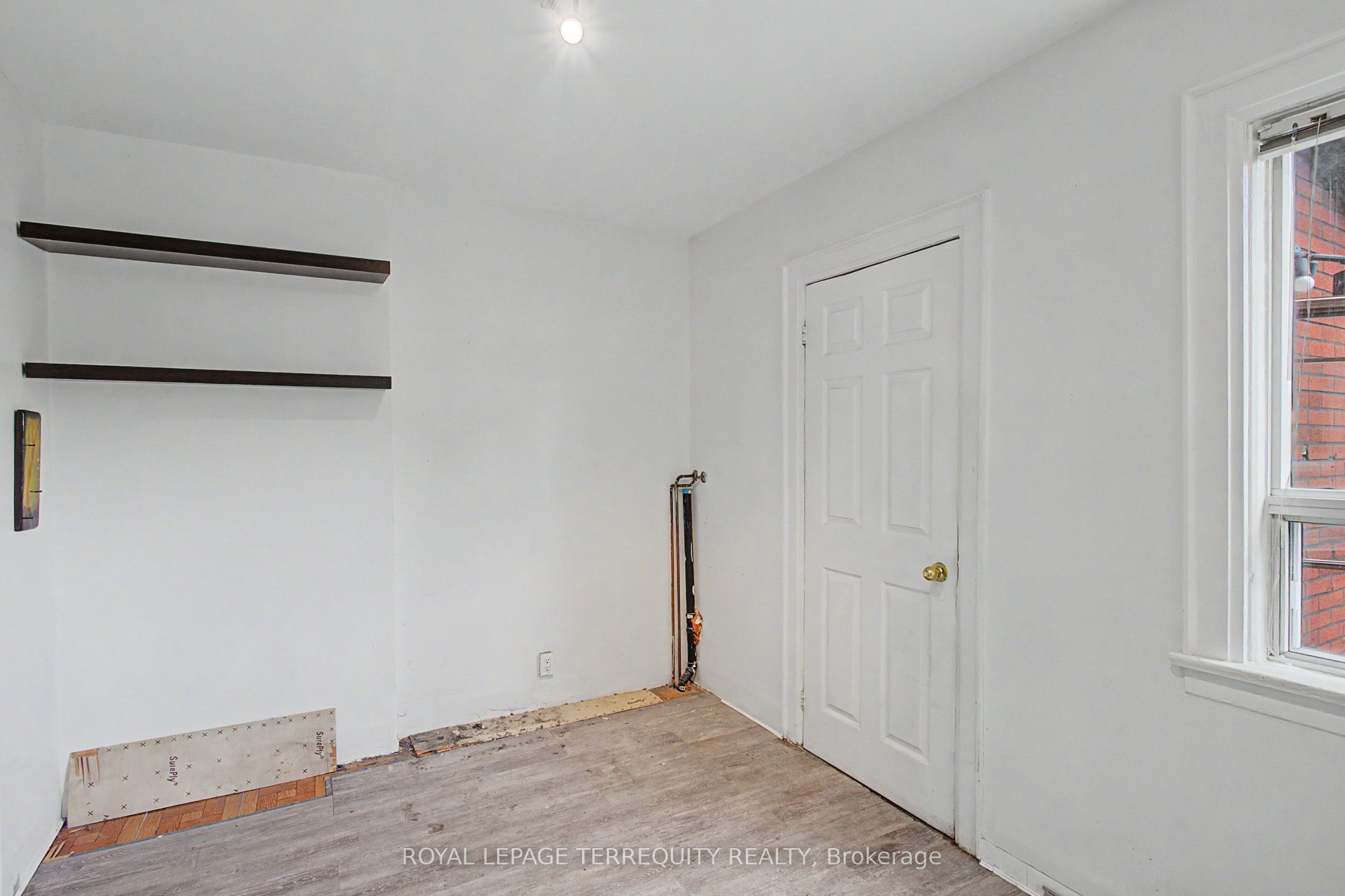 122 Ascot Avenue Property Photo 13