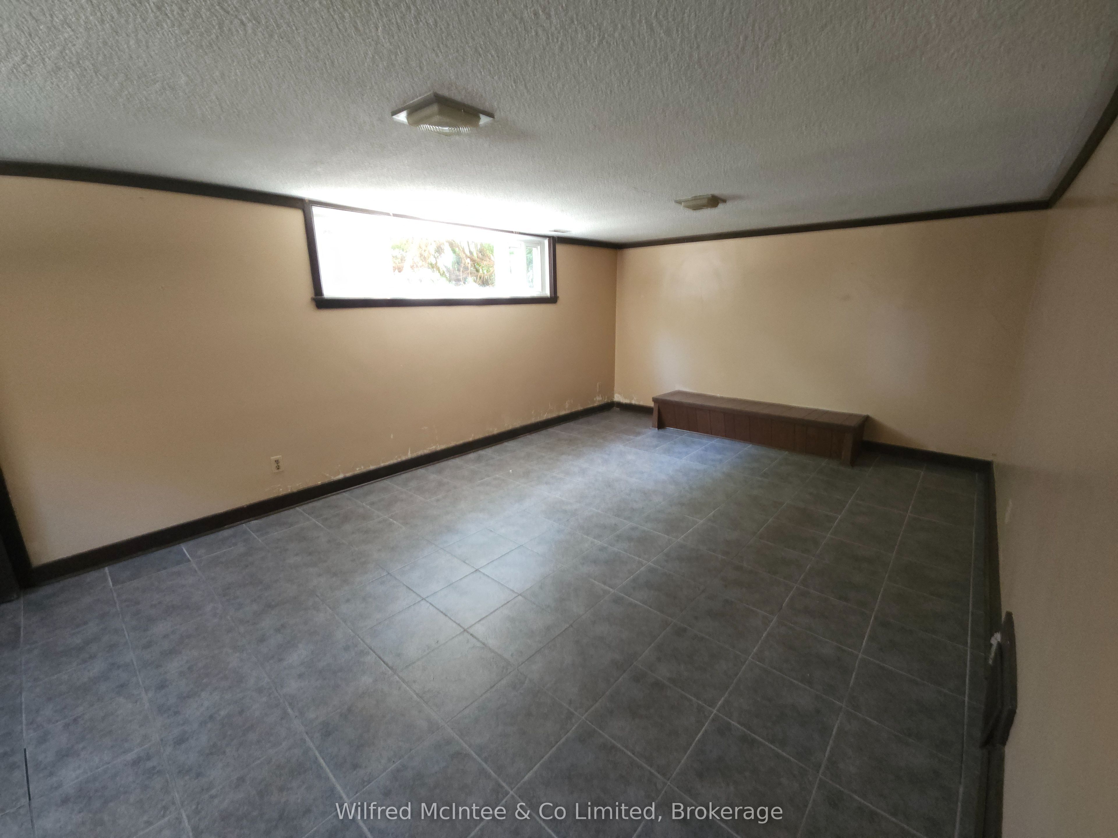69 Haliburton Avenue Property Photo 26